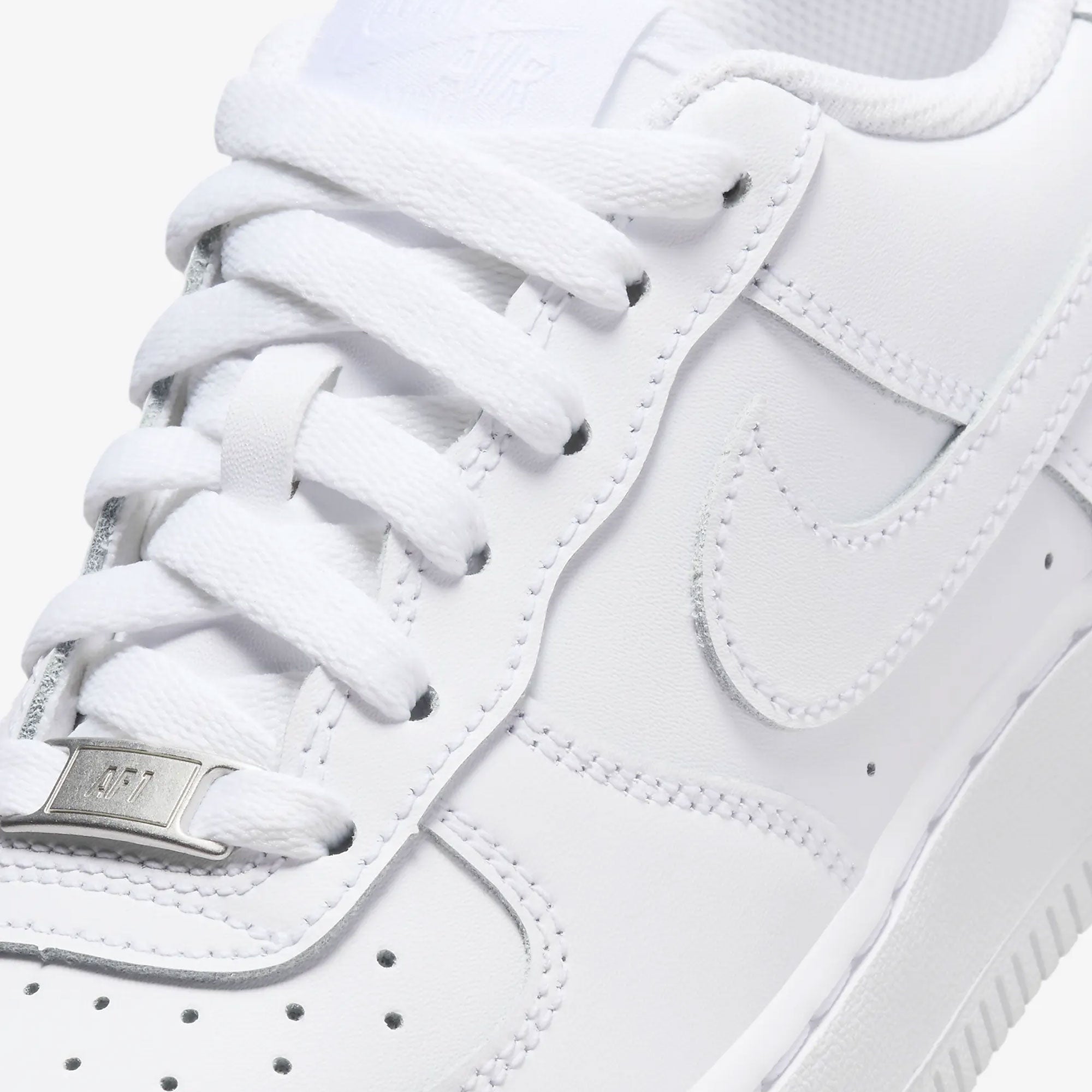 Nike | AIR FORCE 1 LE (GS) { WHITE/WHITE-WHITE-WHITE - view 4