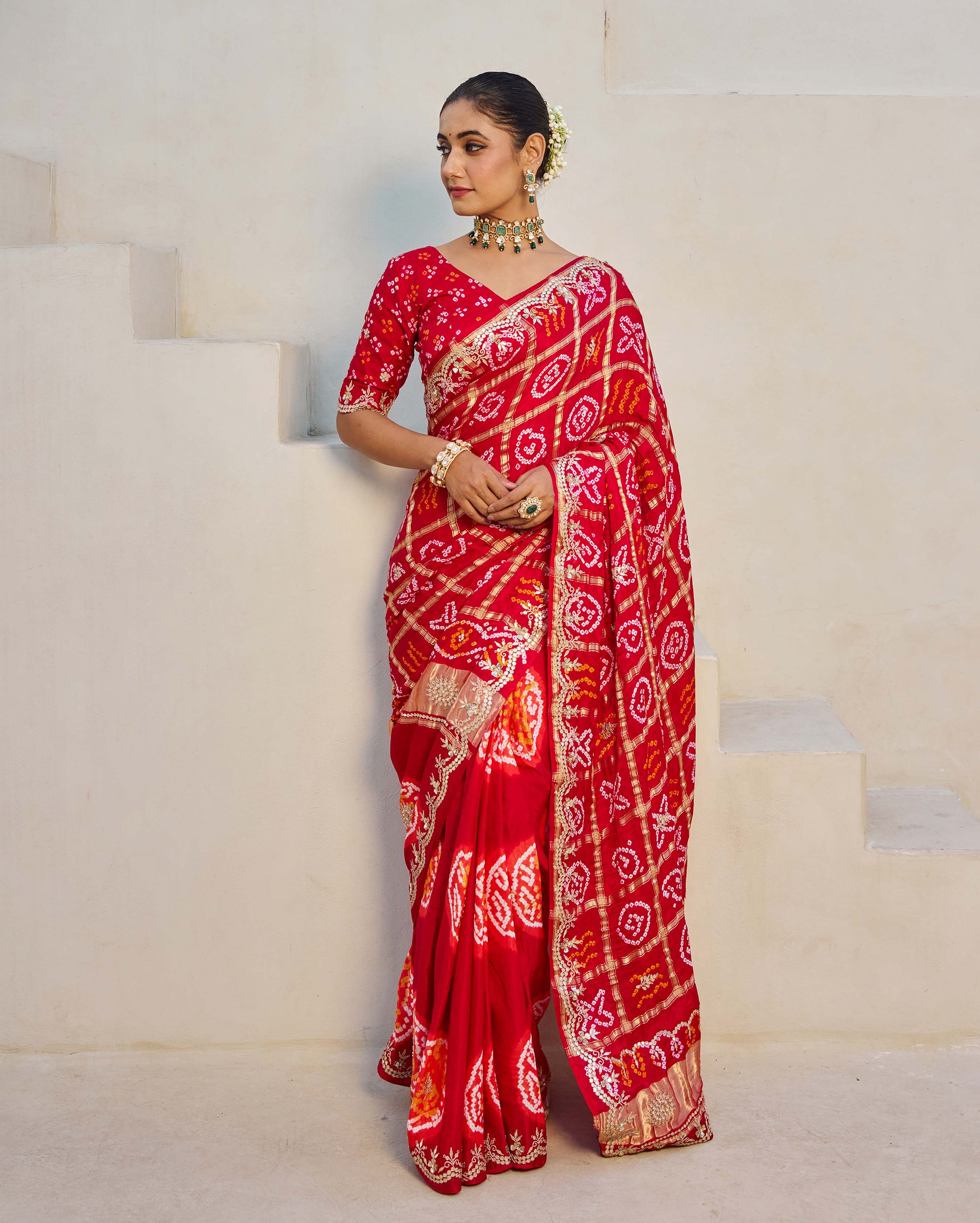 Aachho Dazzling Red Silk Bandhani Saree – Women's - view 2