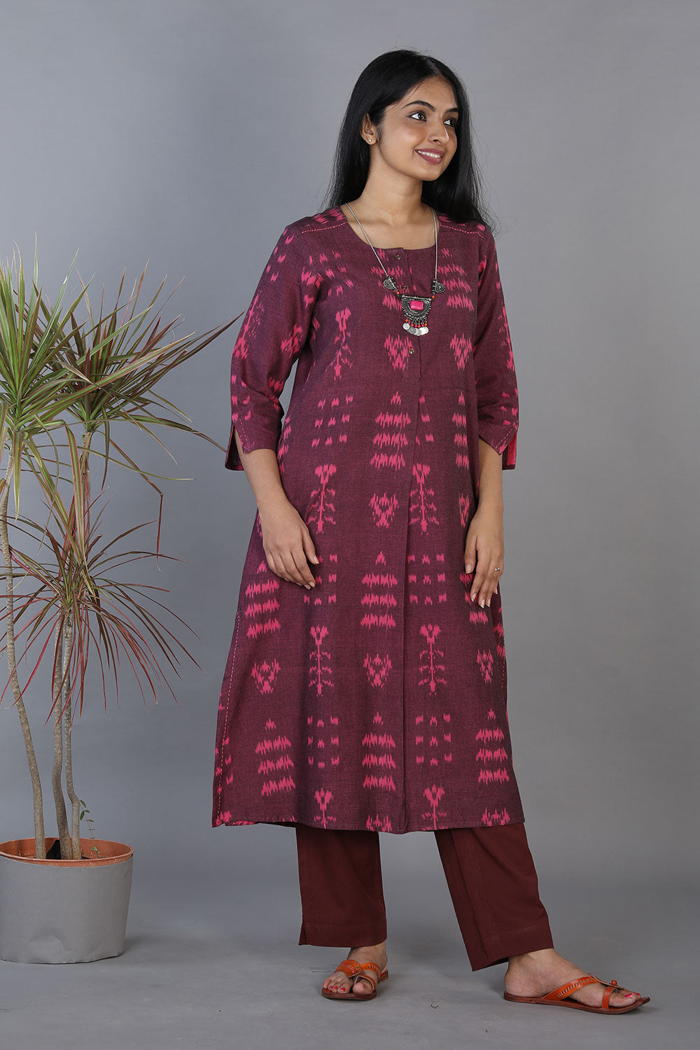 Kalanjali Ethnics Cotton pochampally ikkat kurta - view 5