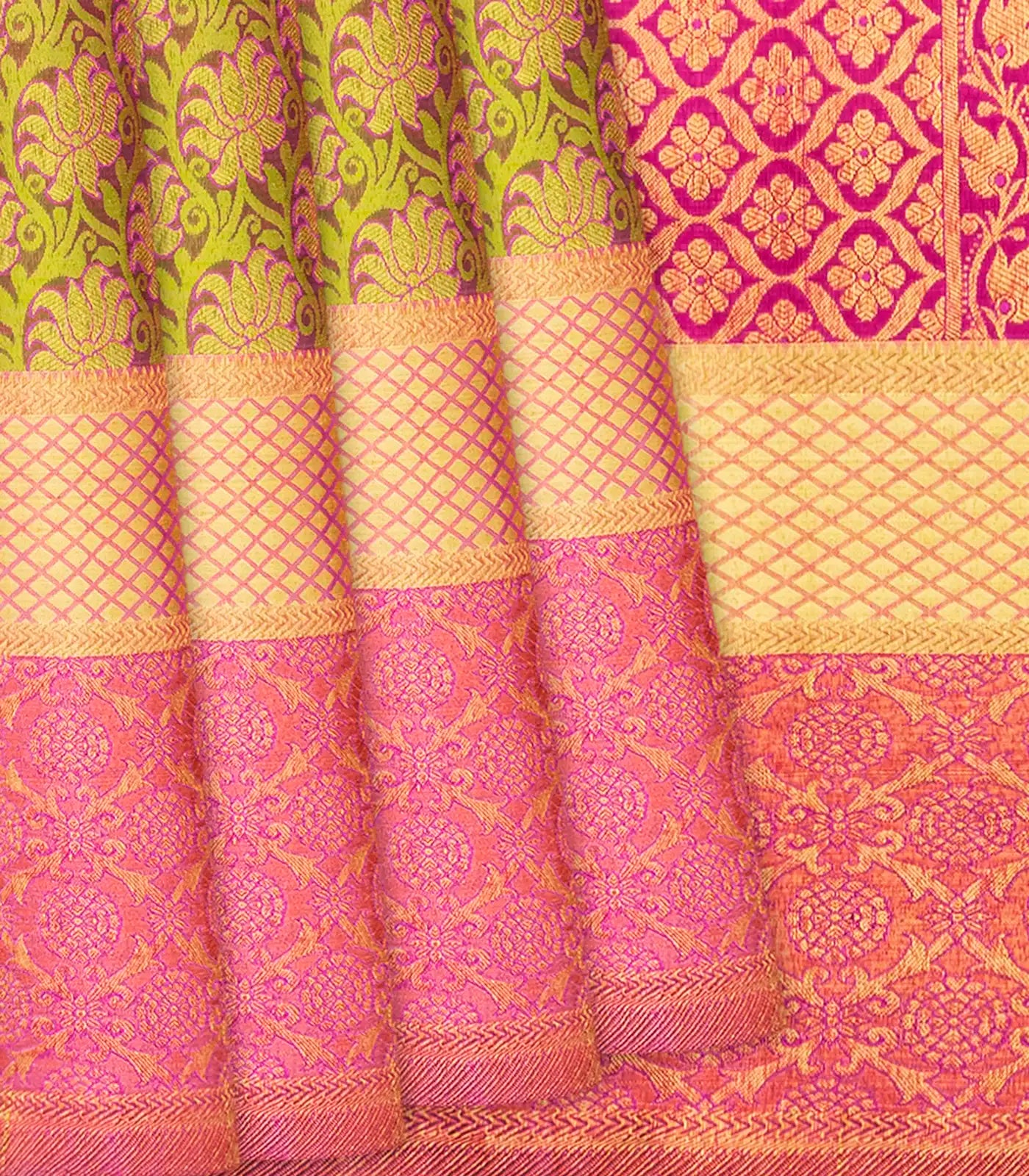 RmKV Green Handloom Kanchipuram Silk Saree With Meena Floral Motifs-Green