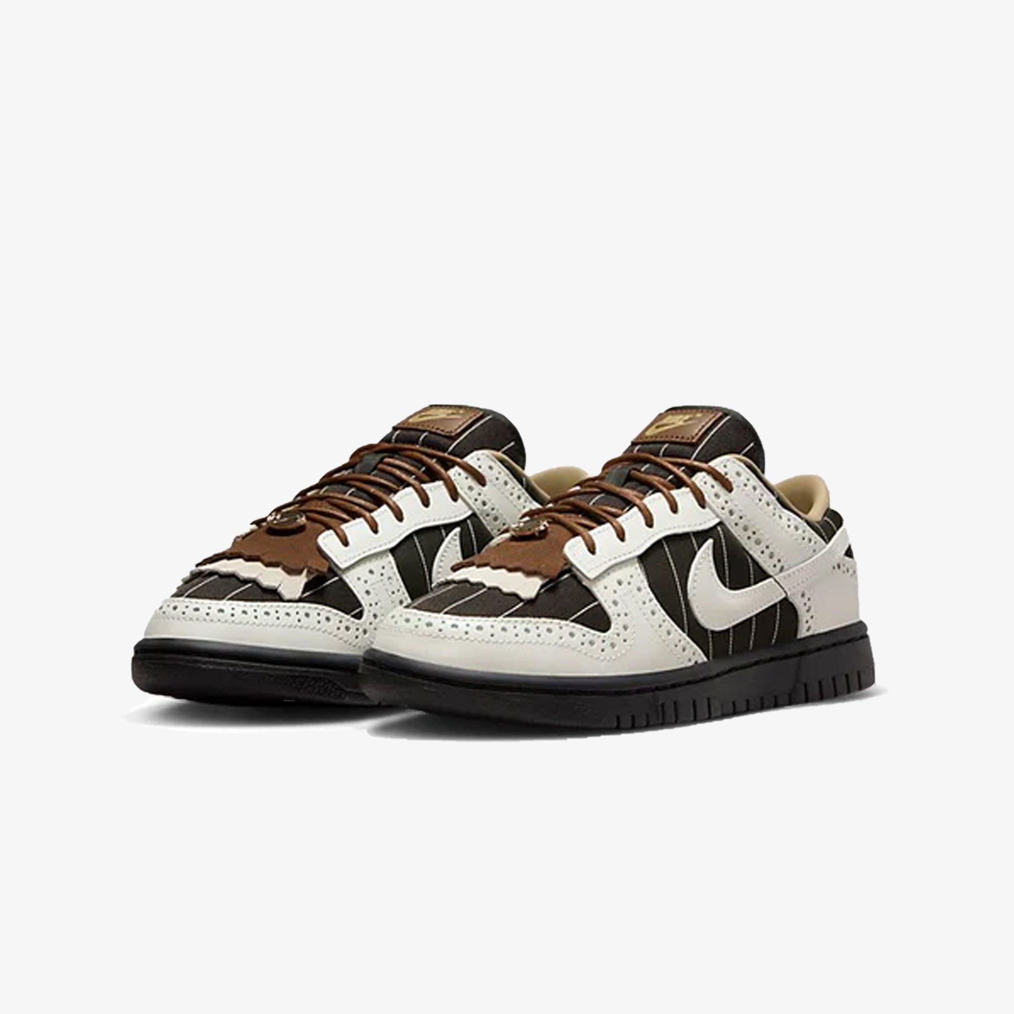 Nike | DUNK LOW LX { BLACK/SUMMIT WHITE-BLACK-SUMMIT WHITE
