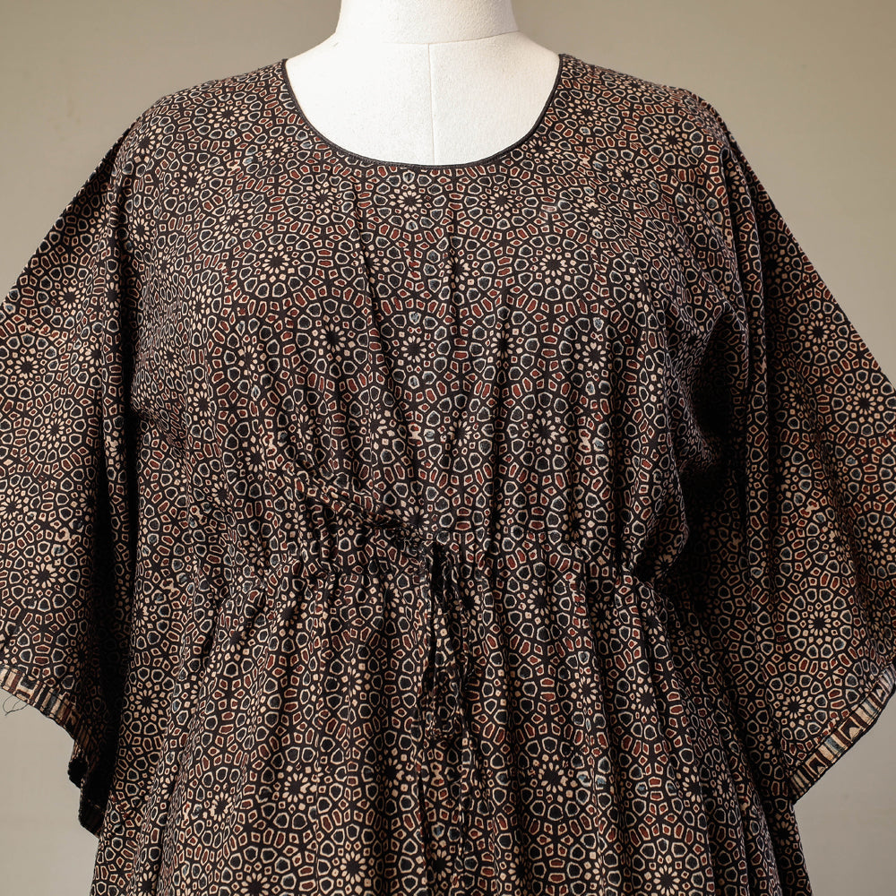 KACHCHH JI CHHAAP Black - Ajrakh Hand Block Printed Cotton Kaftan with Tie-Up Waist (Long) - view 3