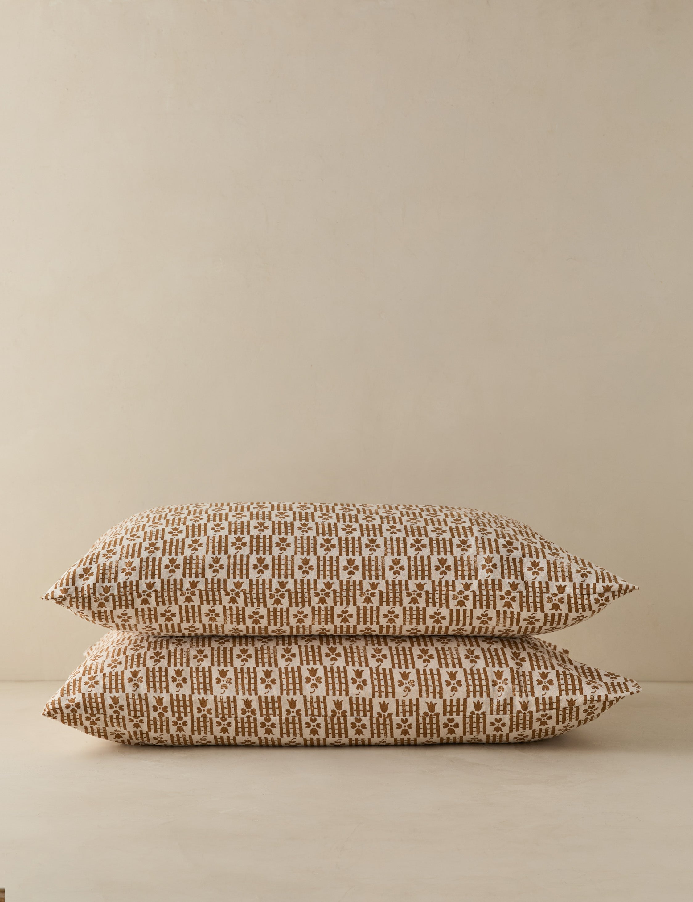 Lulu and Georgia Hedra Linen Cotton Pillowcase Set