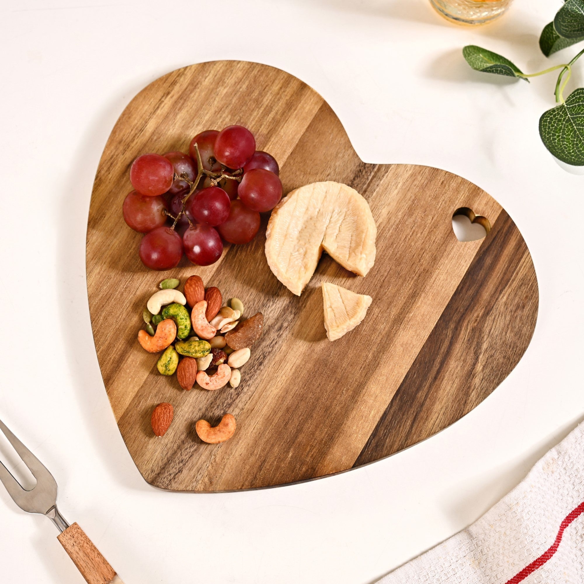 Nestasia Wooden Heart Acacia Serving Platter