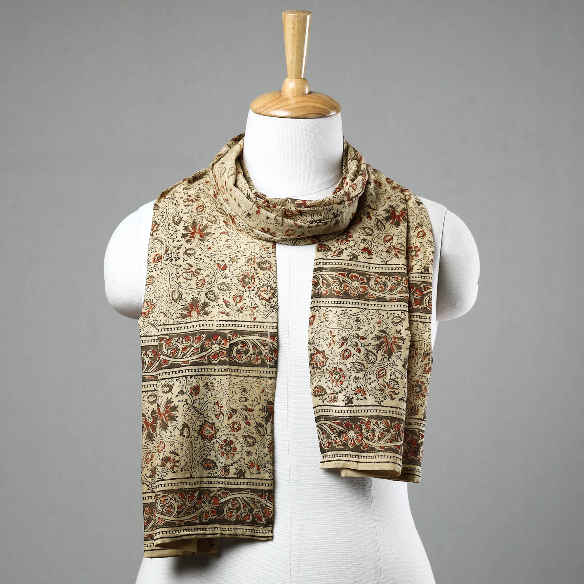 PITCHUKA SRINIVAS KALAMKARI PEDANA Beige - Pedana Kalamkari Block Printed Natural Dyed Cotton Stole 01