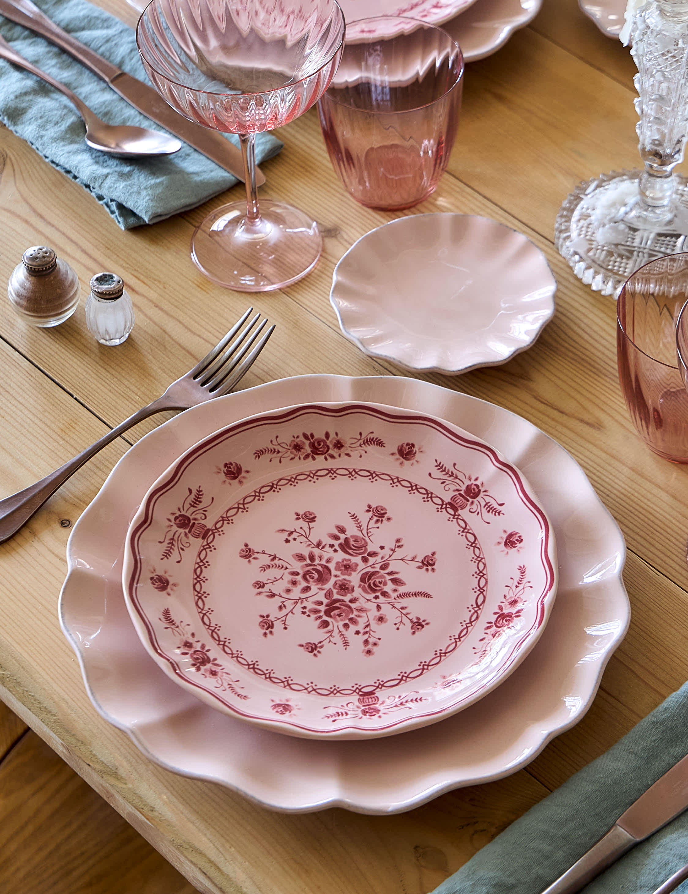 Lulu and Georgia Vila Stoneware Dinnerware by Costa Nova - view 24