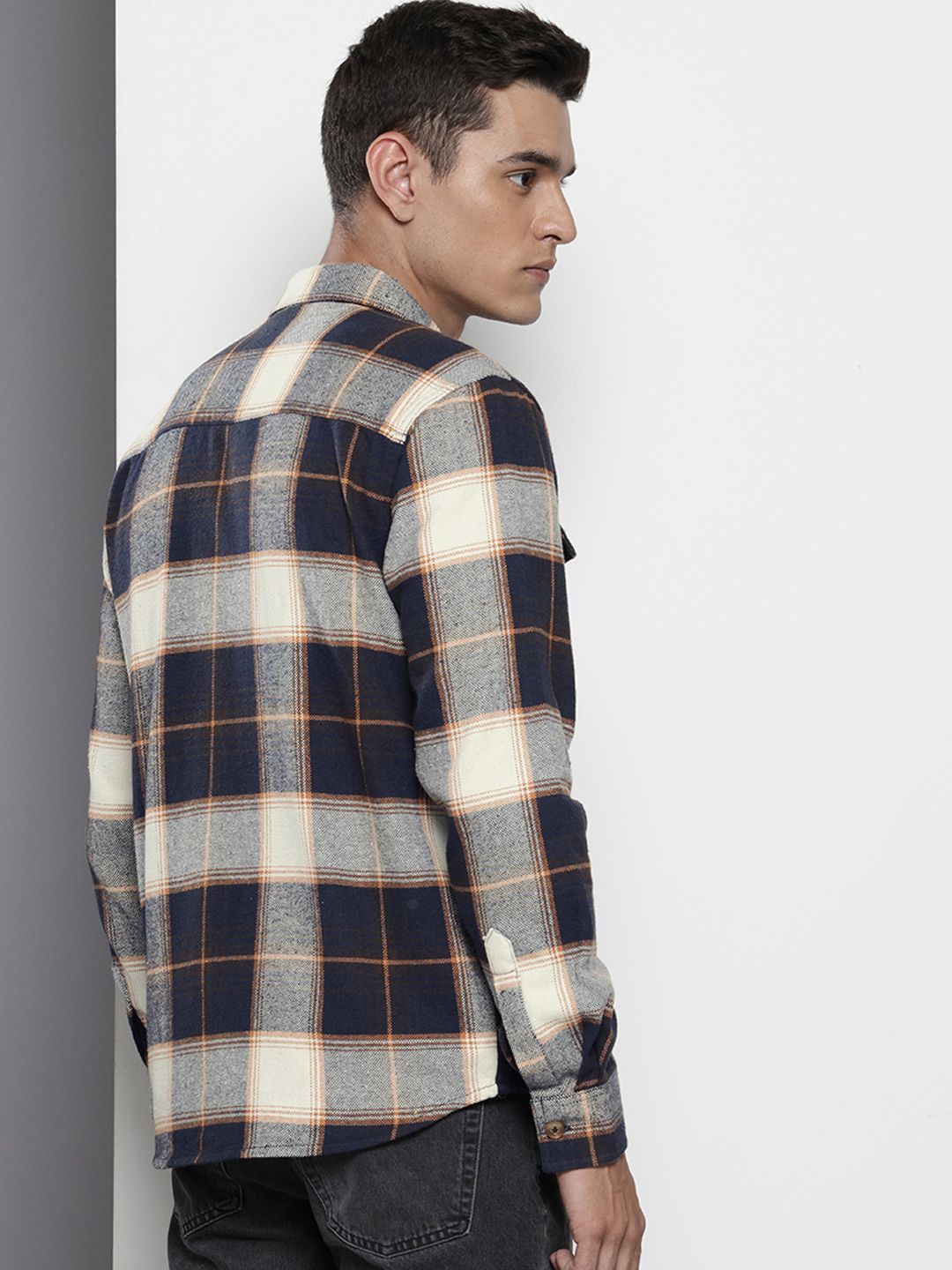 The Indian Garage Co Men's Navy Blue Regular Fit Checked Casual Shirt - view 3