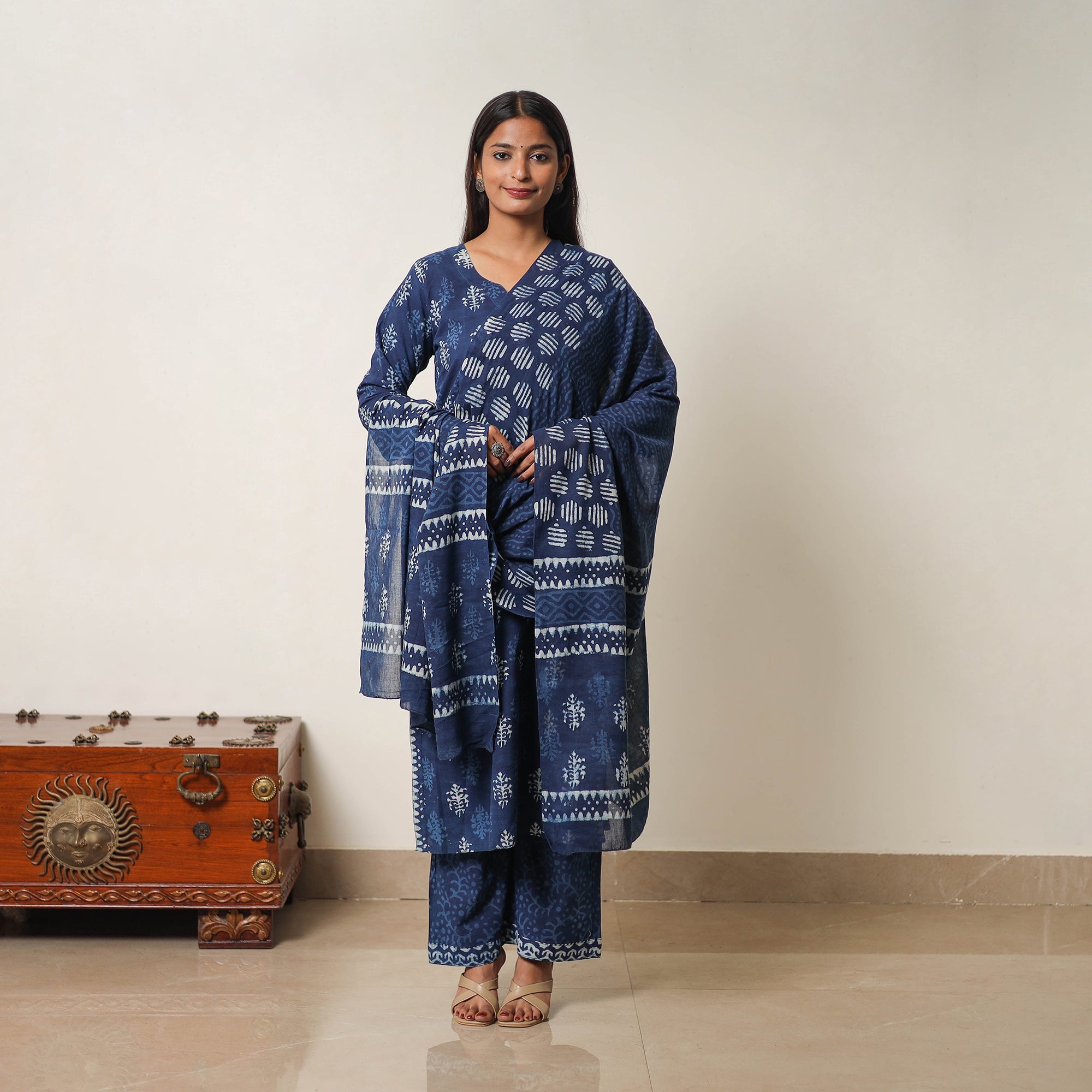 ITOKRI CASUALS Blue - Hand Block Print Indigo Bagru Cotton Suit Set 06 - view 3
