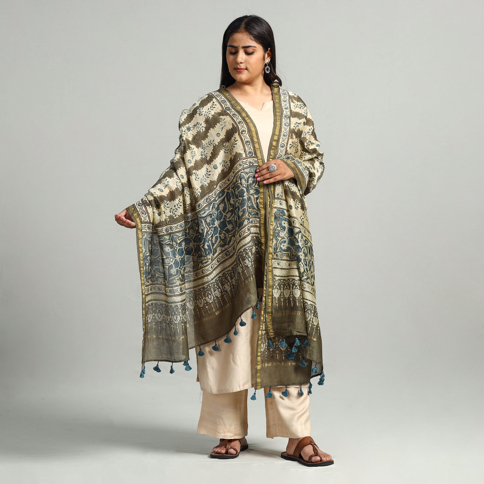 AJRAKH BY SUFIYAN ISMAIL KHATRI Beige - Block Printed Chanderi Silk Handloom Ajrakh Dupatta 07 - view 2