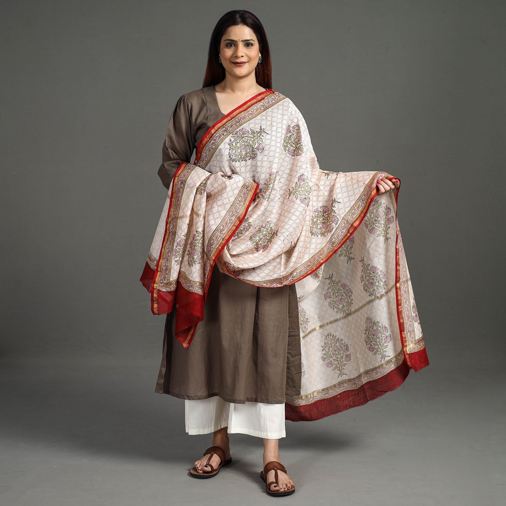ARTISAN HAND BLOCK PRINTS Beige - Handloom Chanderi Silk Sanganeri Print Dupatta 45
