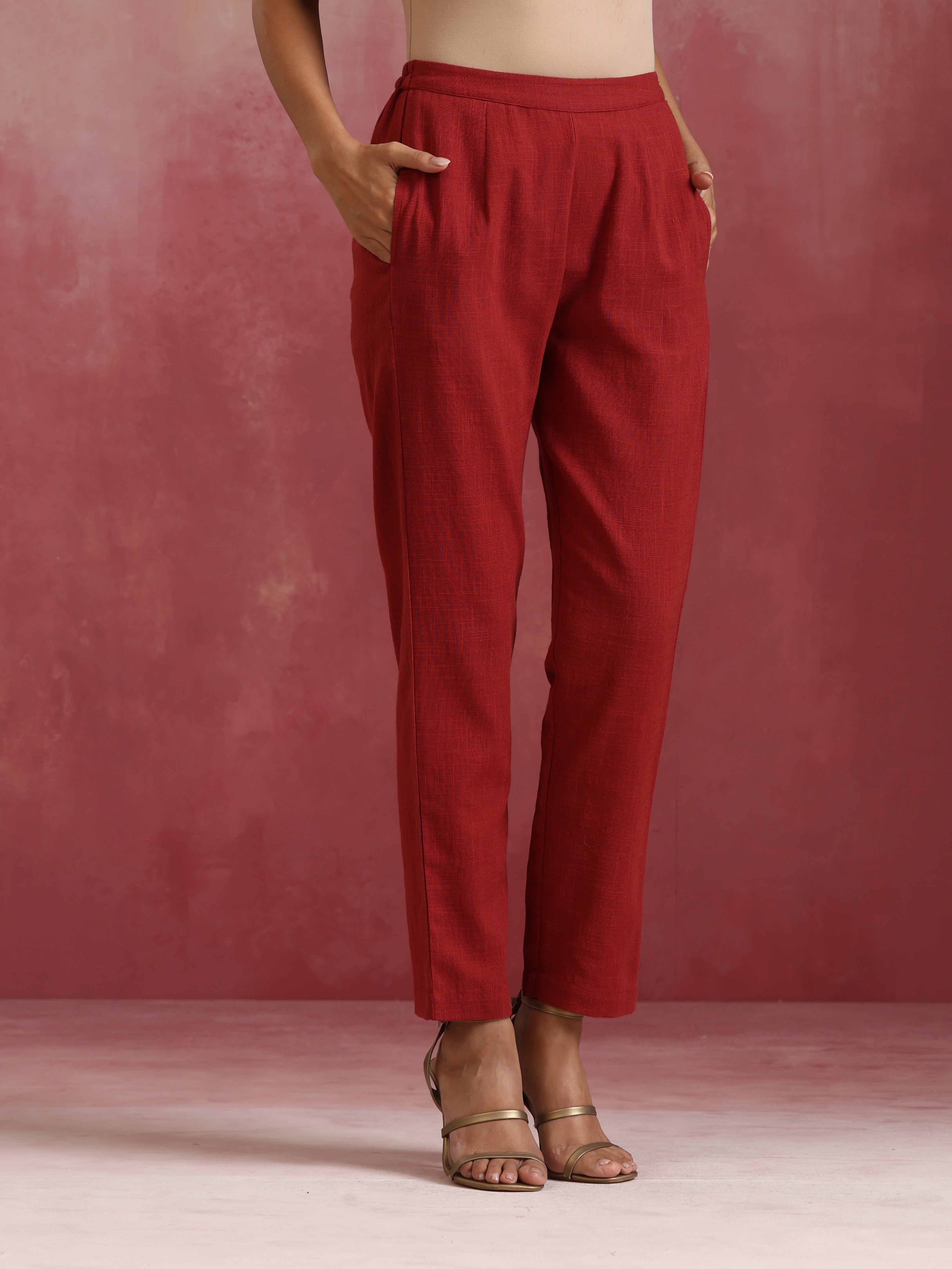 trueBrowns Maroon Cotton Dobby Kurta Set - view 7