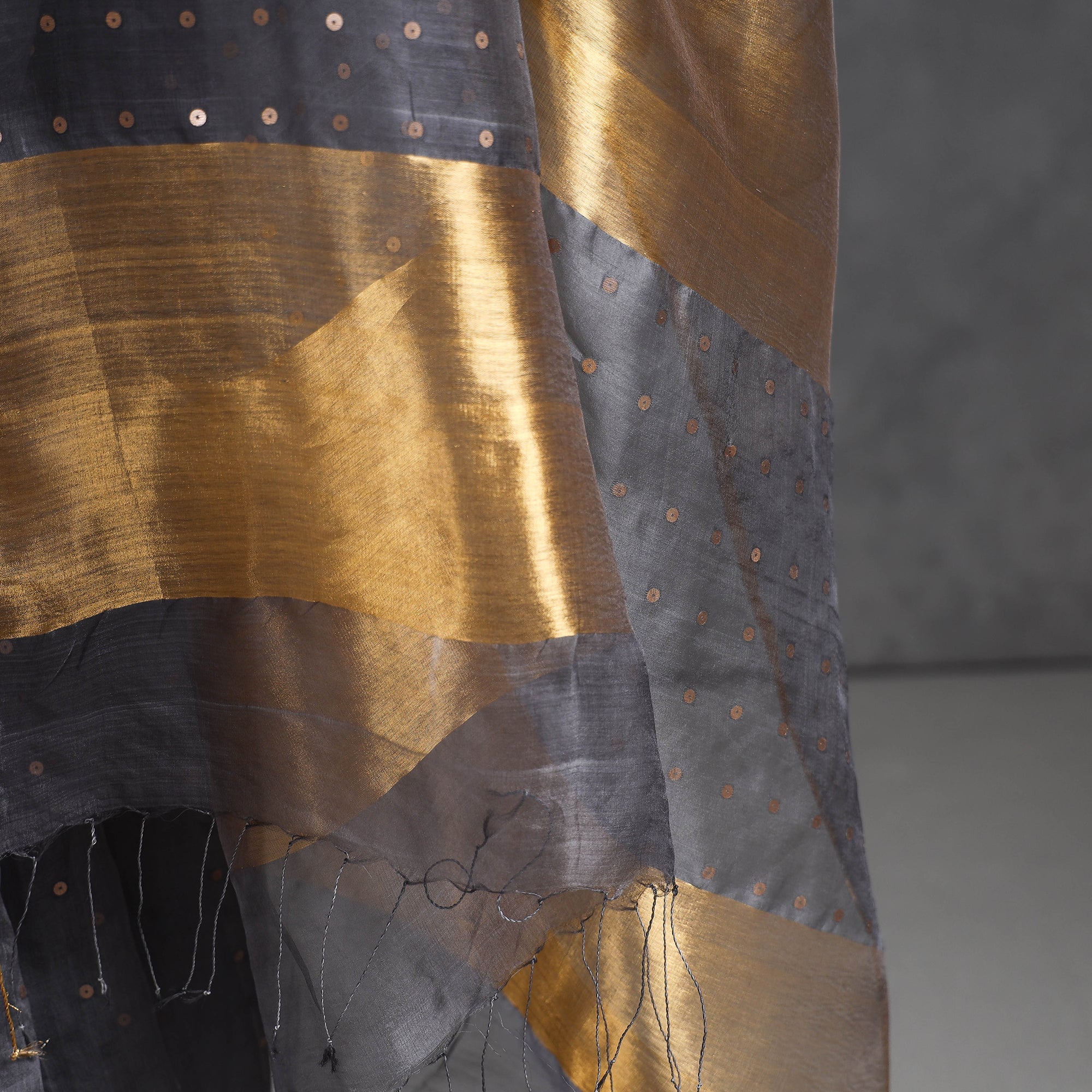 KHUSHBASH - HAPPY LOOM OF EAST Black - Burdwan Sequin Work Handloom Muslin Silk Saree - view 5