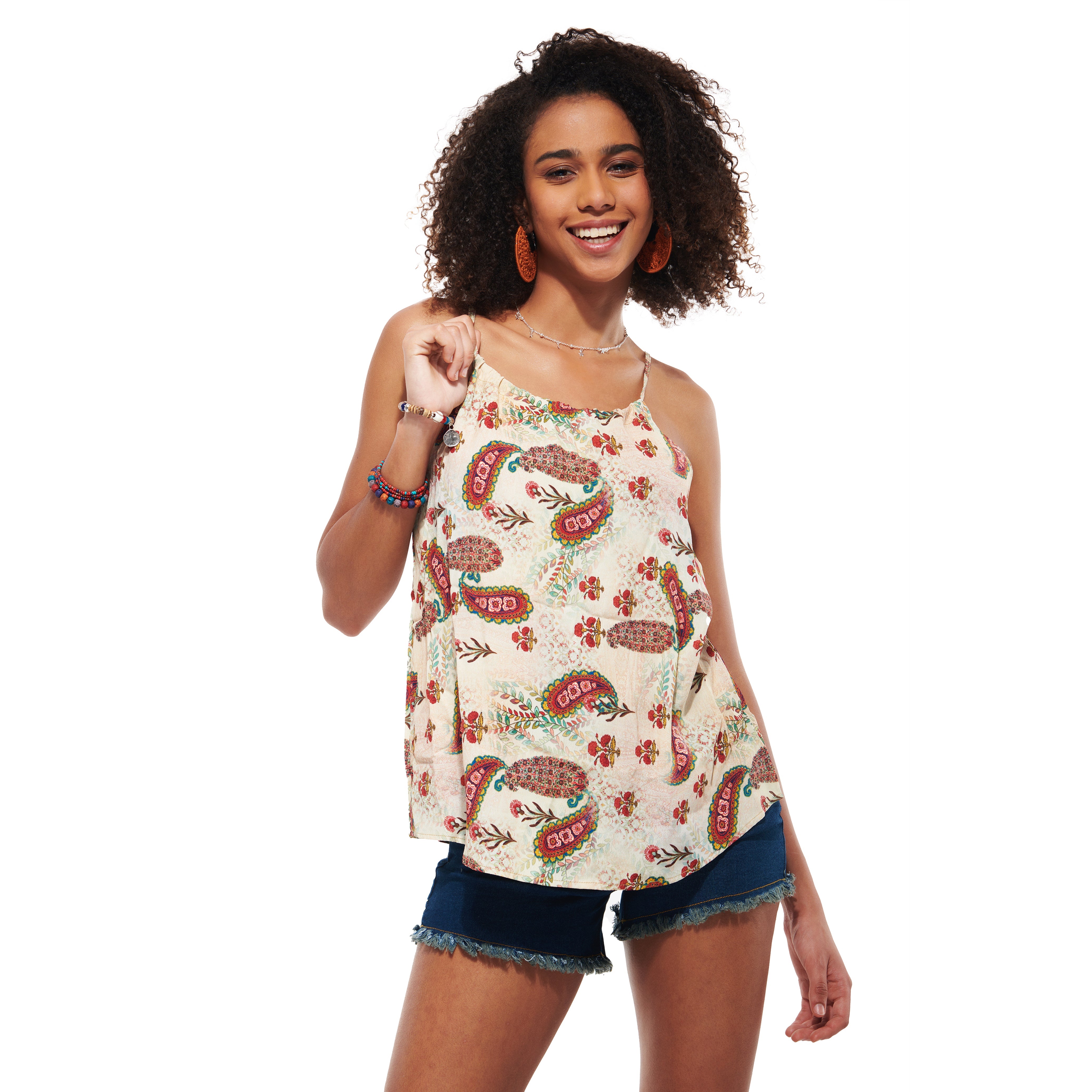 Black t-shirts – Beige Indie Top – Black