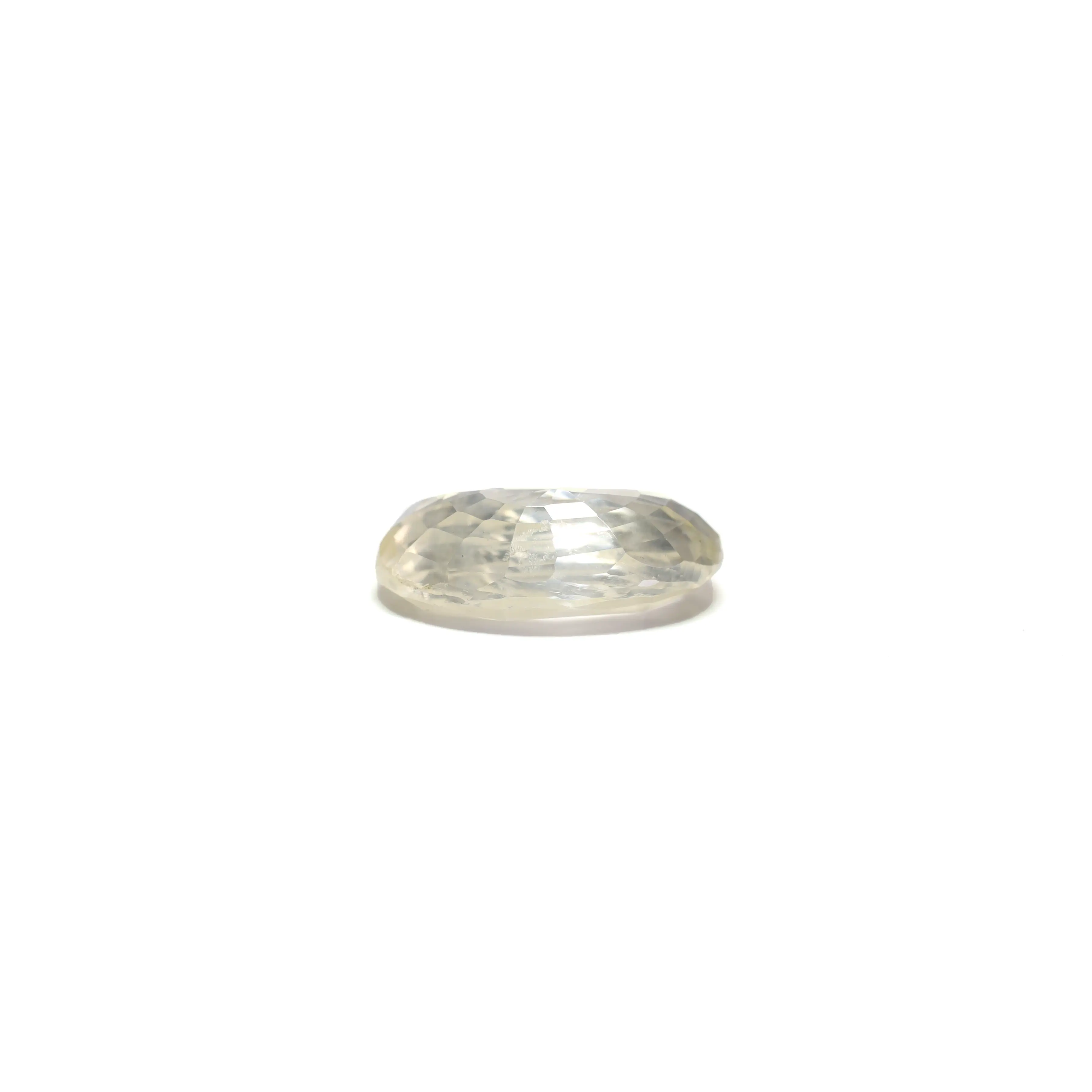 Pramogh Yellow Sapphire - 3.05 Carat - view 3