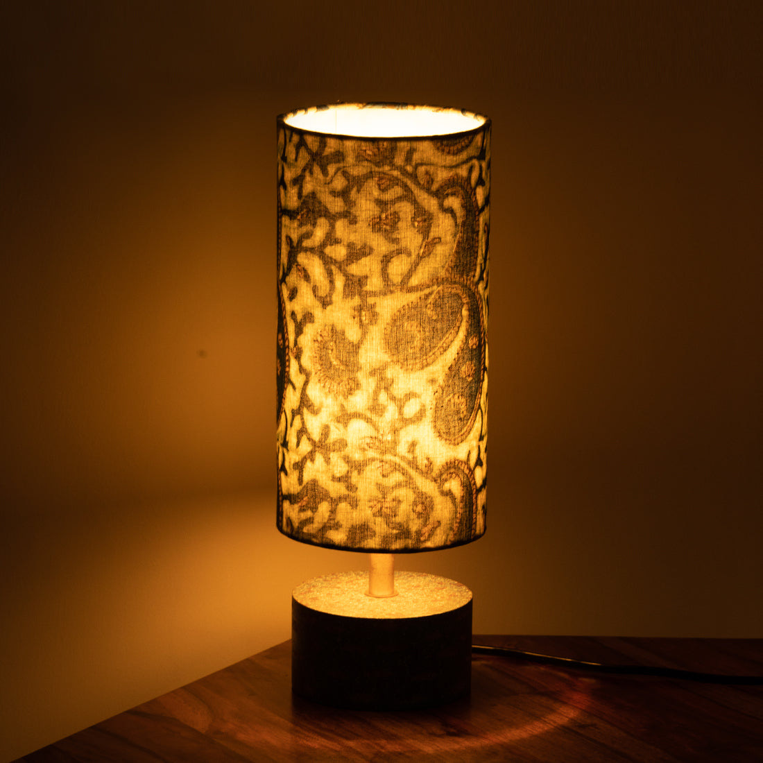 EXCLUSIVELANE 'Paisley Prints' Handcrafted Round Table Lamp In Mango Wood (14 Inch) - view 2