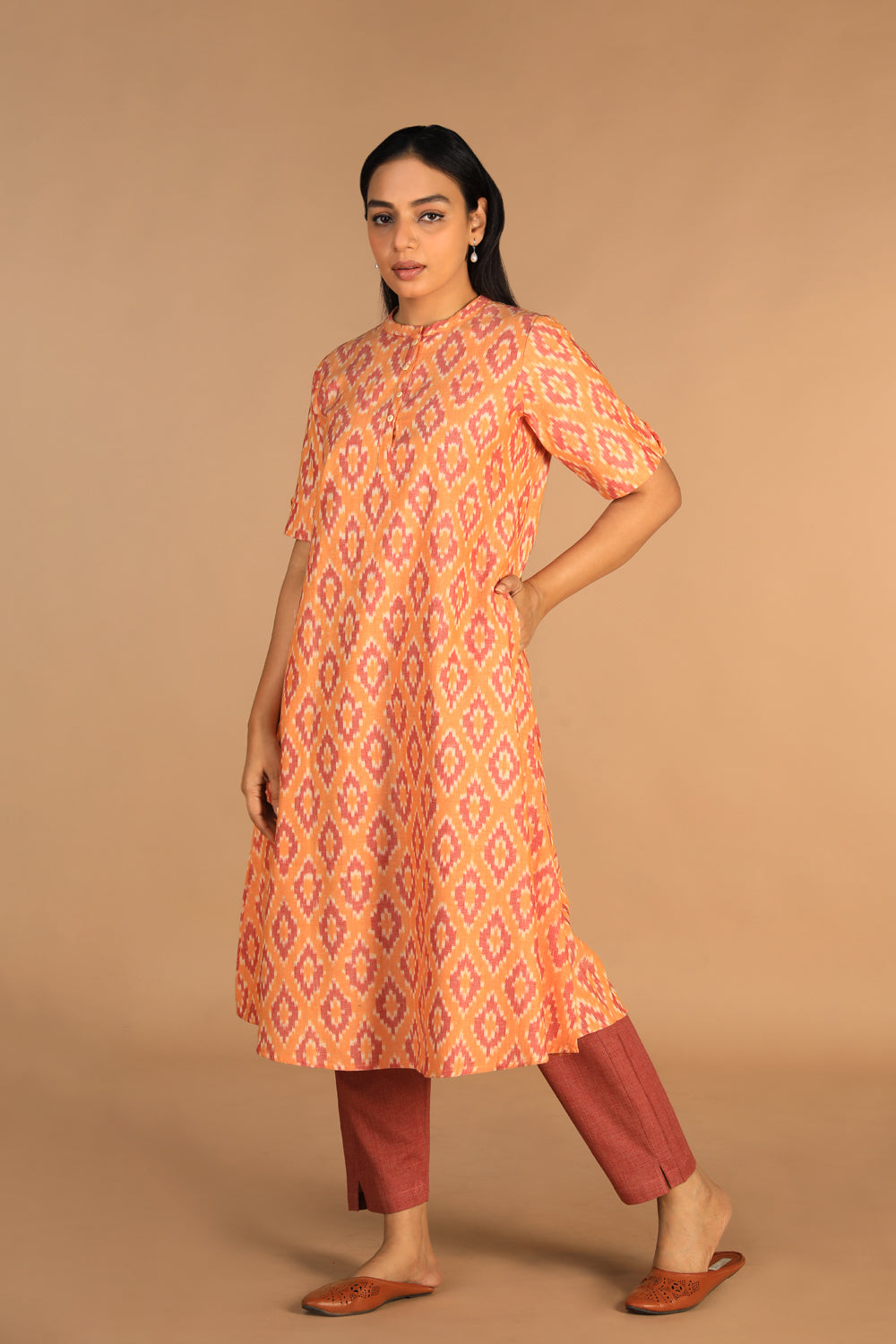 Kalanjali Ethnics Cotton Ikat kurti – Women's, PEACH - view 3