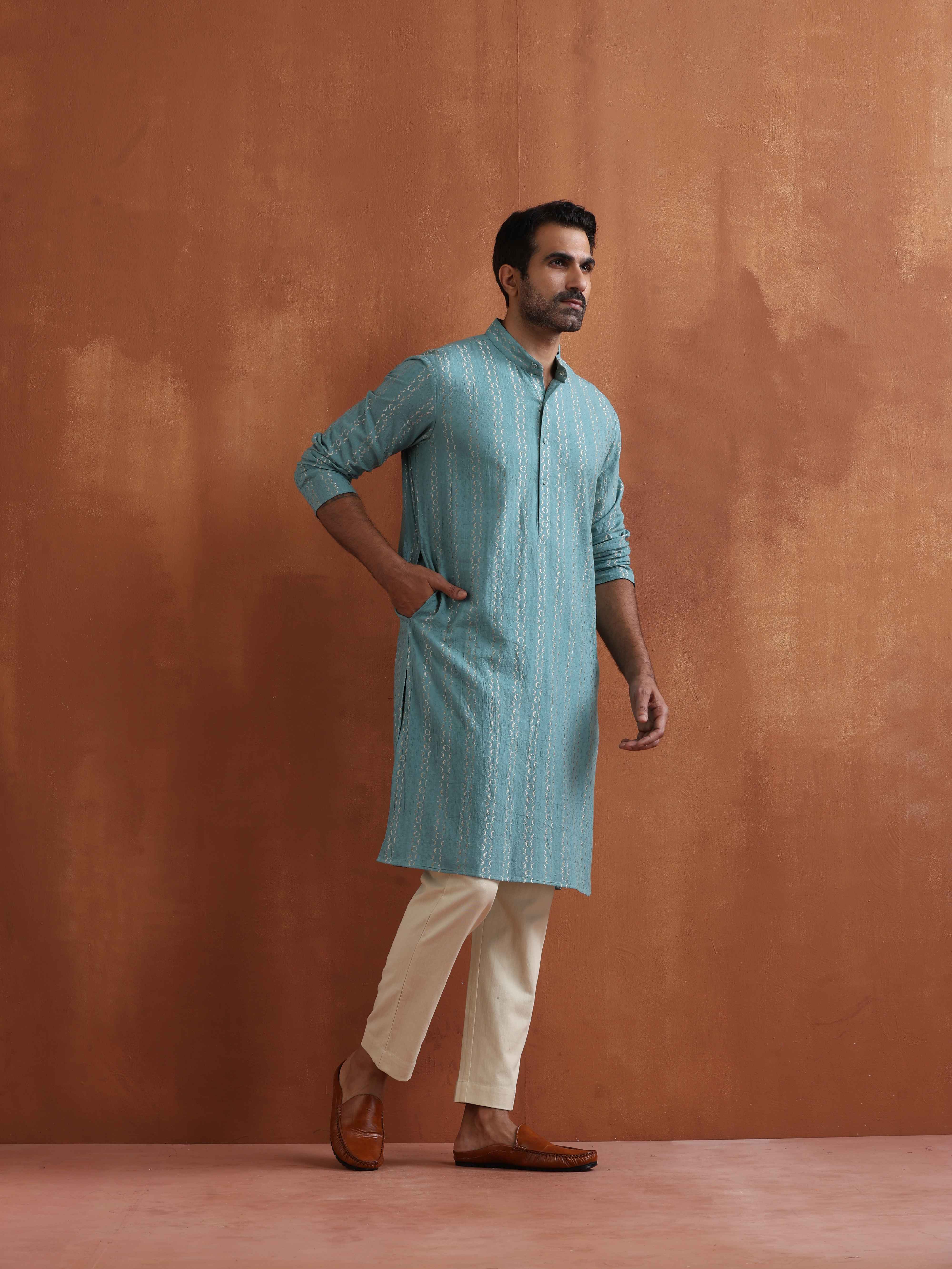 trueBrowns Men's Green Textured Cotton Dobby Kurta - view 3