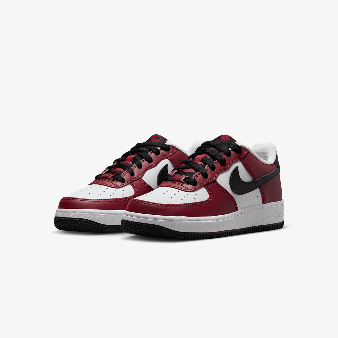 Nike | AIR FORCE 1 LV8 { TEAM RED/BLACK-WHITE
