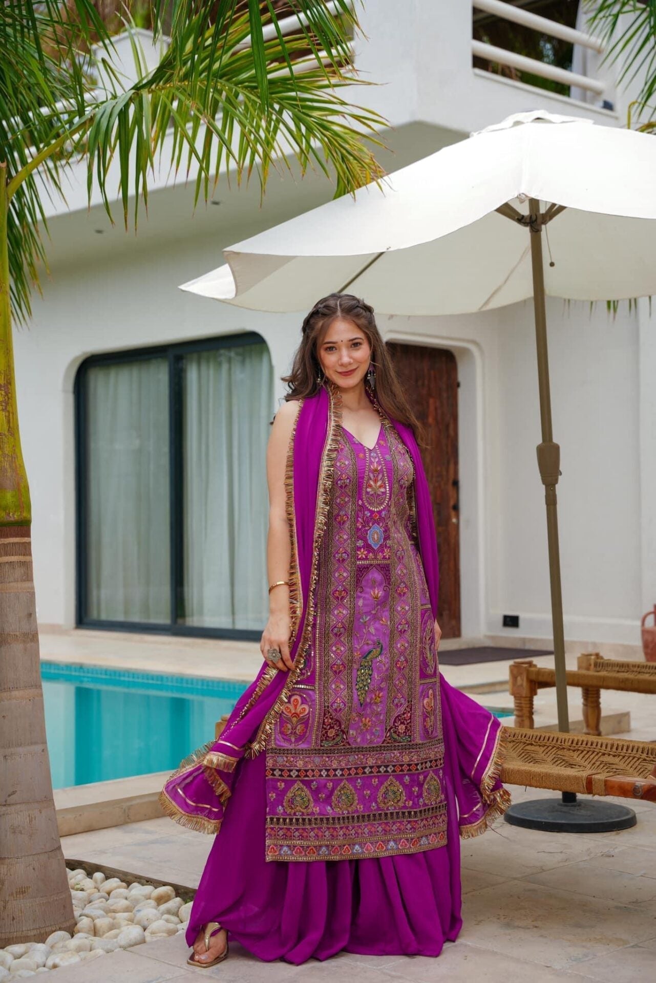 Idaho-o Isabella purple heavy embroidered suit