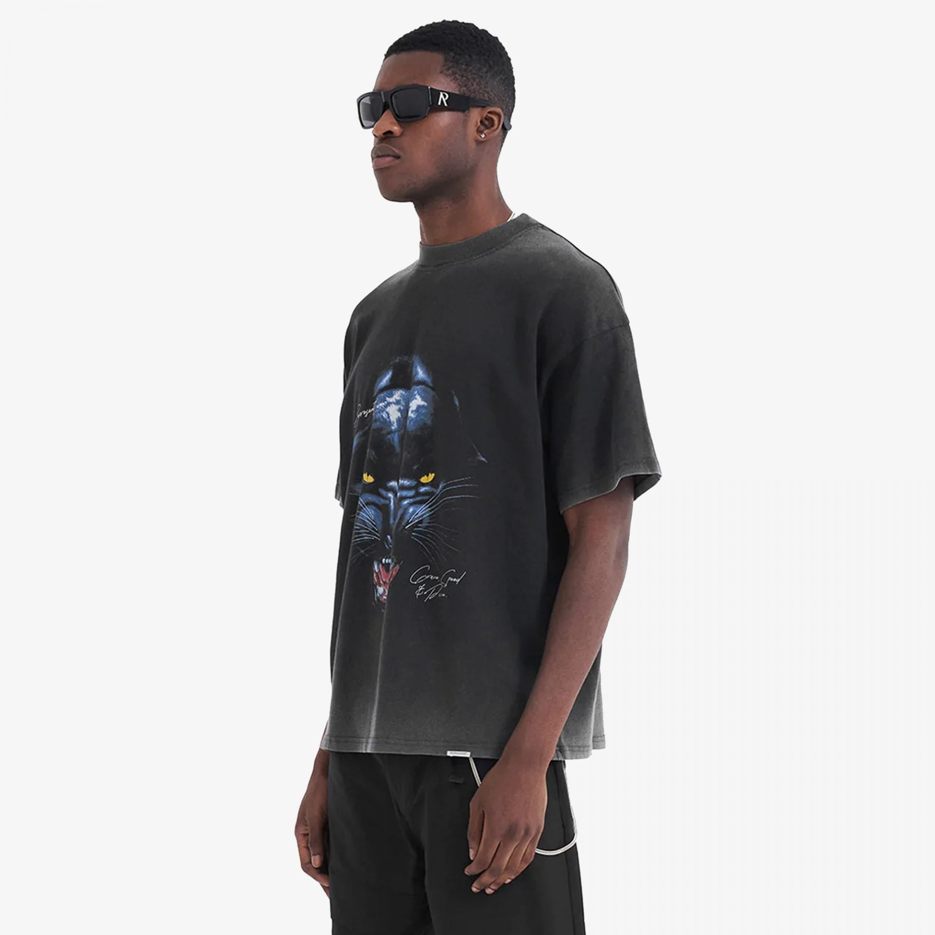 Represent | JAGUAR T-SHIRT { VINTAGE BLACK