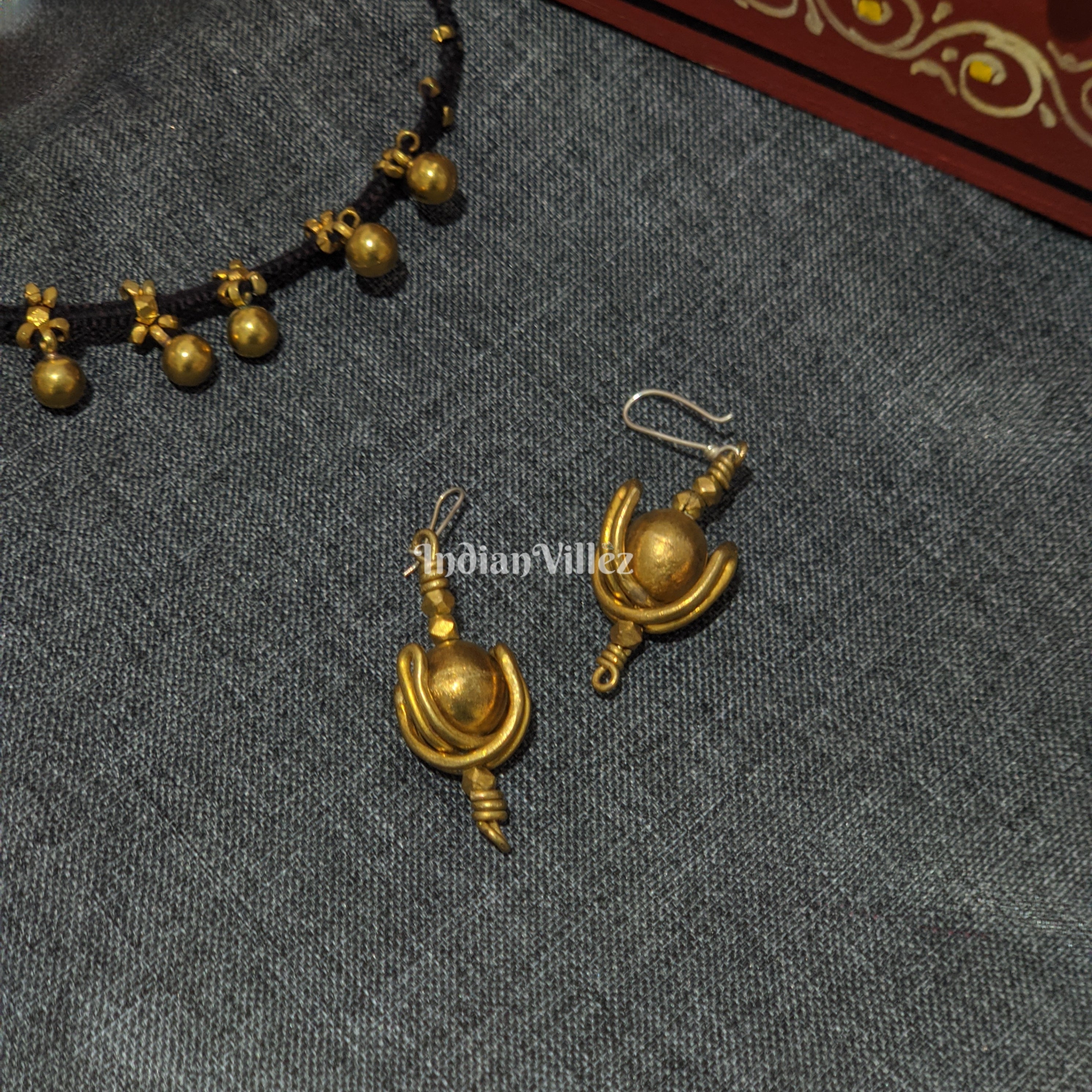 IndianVillèz Handmade Dhokra Tribal Ear Ball