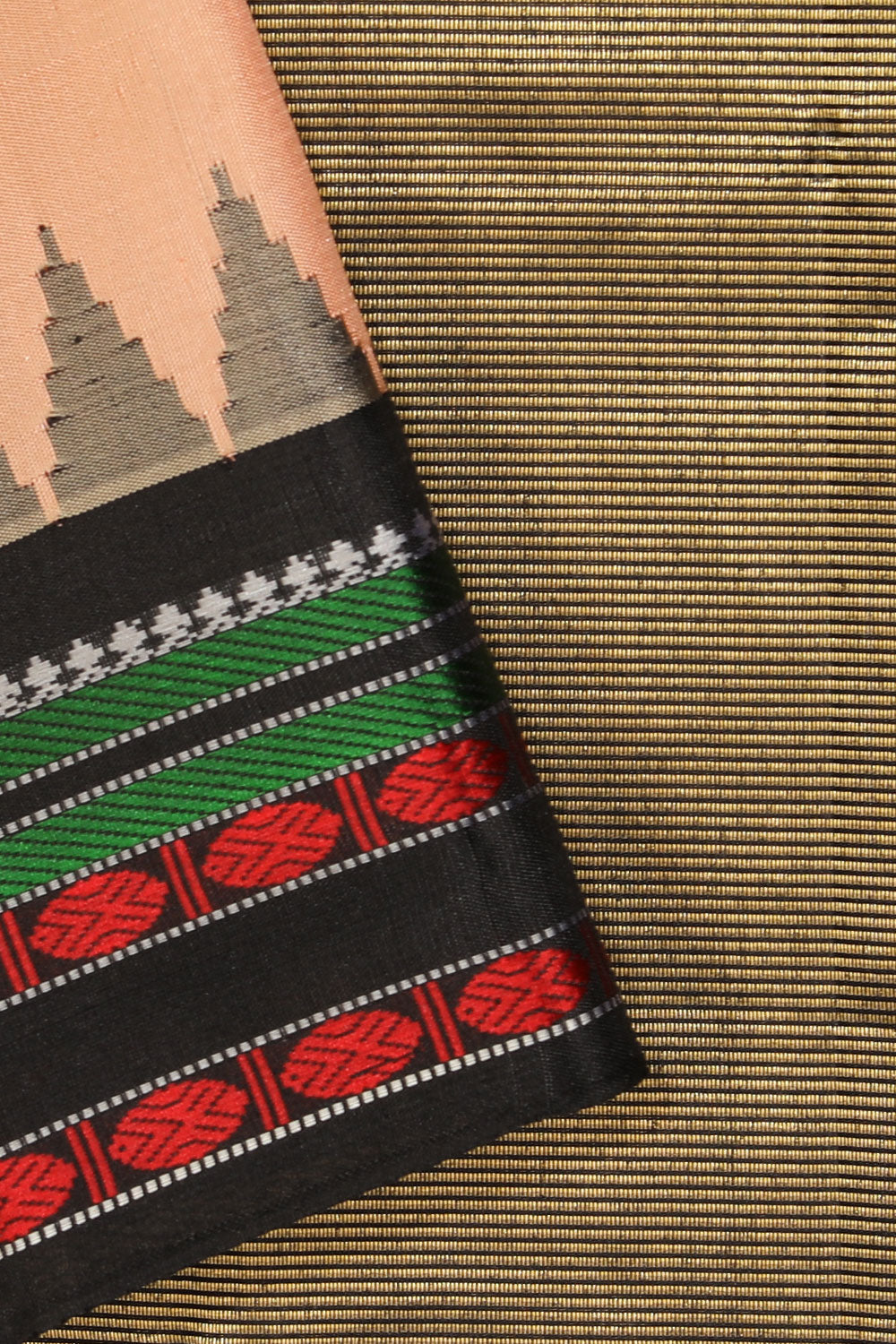 Kalanjali Gadwal Silk Classy Pink-Beige Saree - view 2