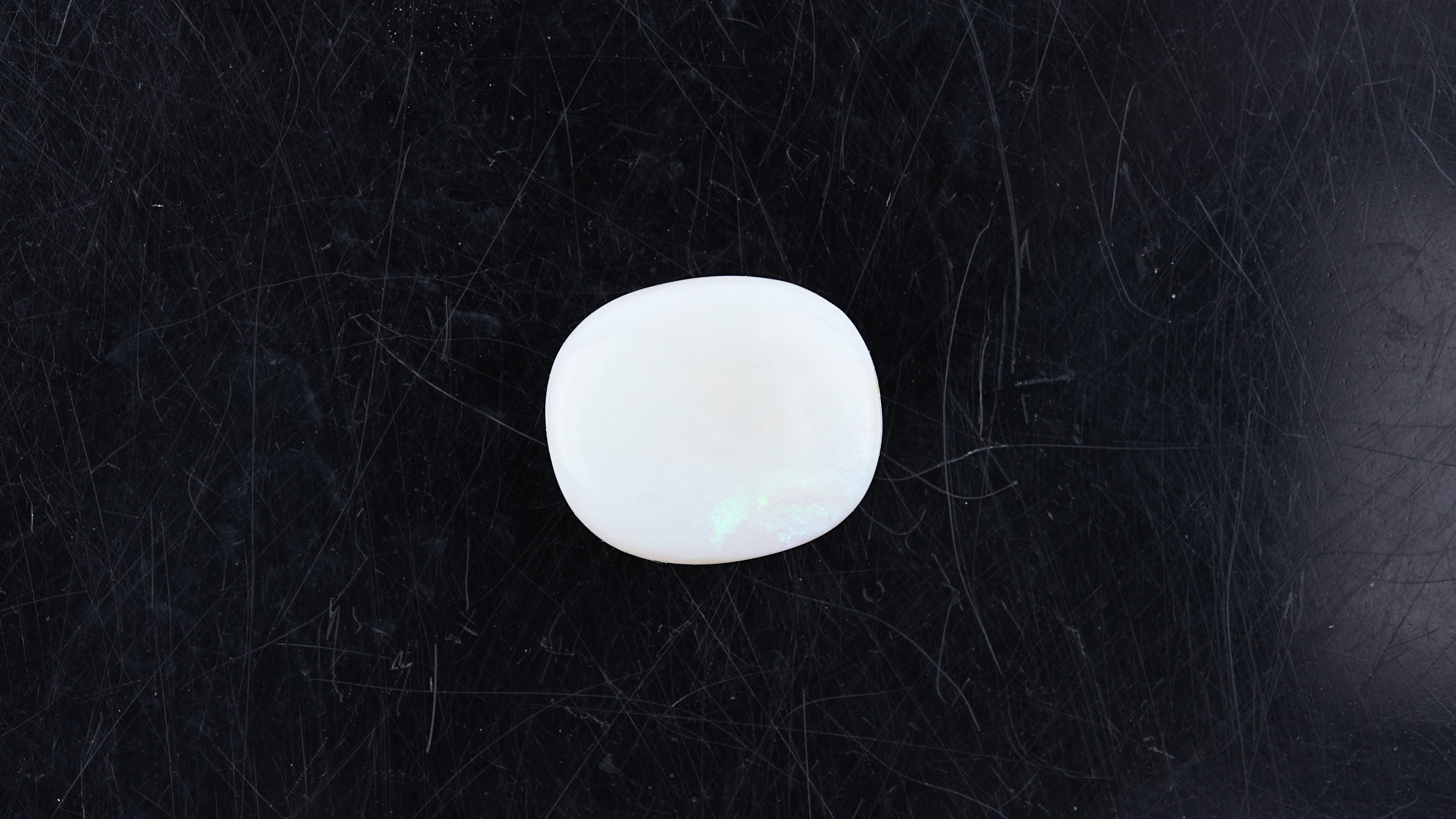 Gemsmantra Opal with Fire - 9.71 Carats (10.681 Ratti) - view 2