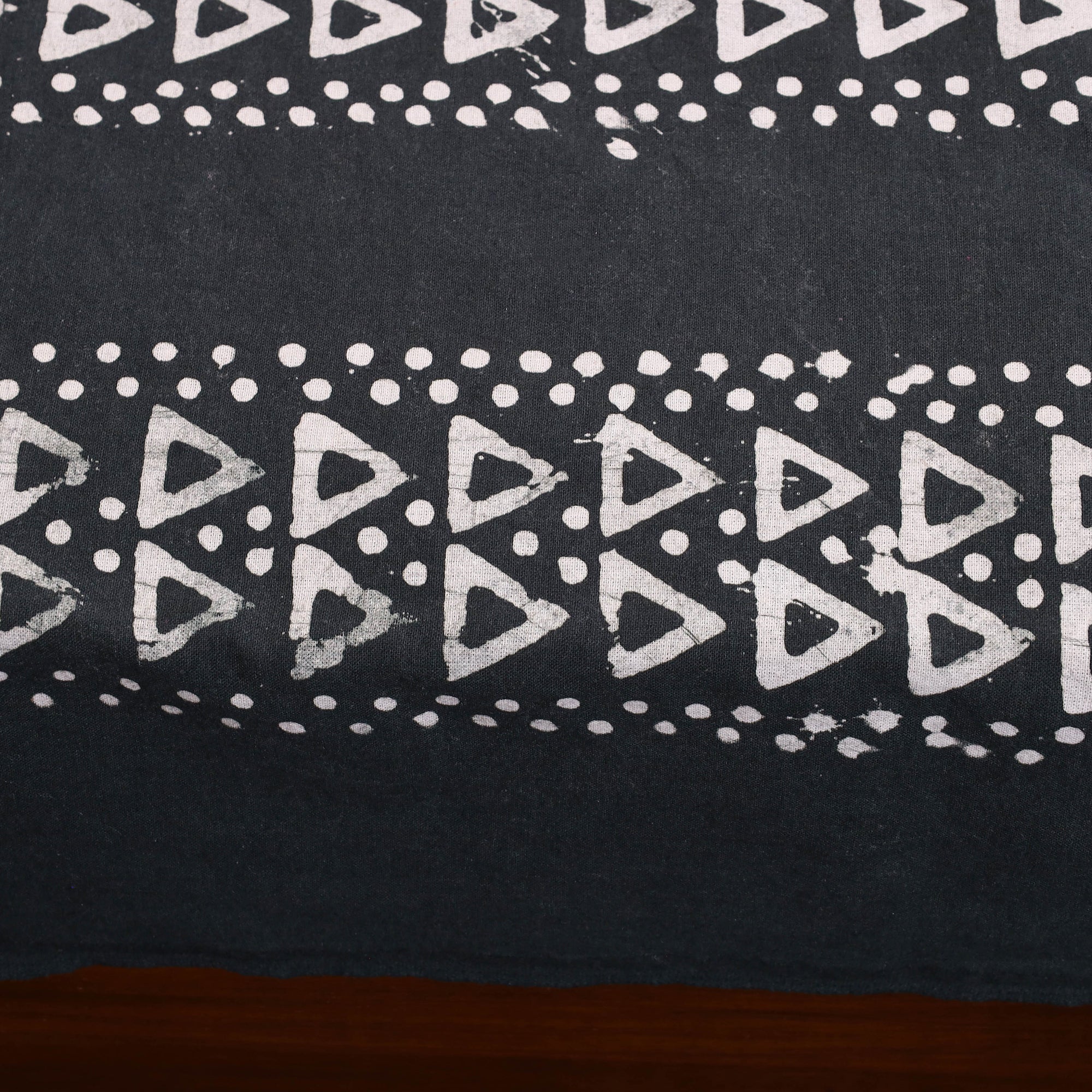 BATIK BY MD. SHARIFF Black - Cotton Hand Batik Print Single Bedsheet (91 x 57 ) 34 - view 4