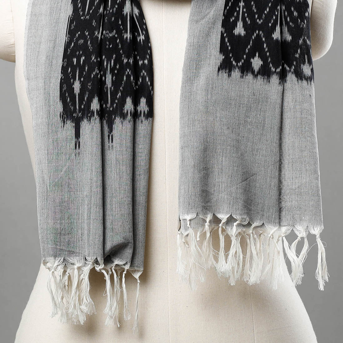 SOUTH KARGHA Black - Handloom Mercerized Cotton Pochampally Ikat Stole - view 2