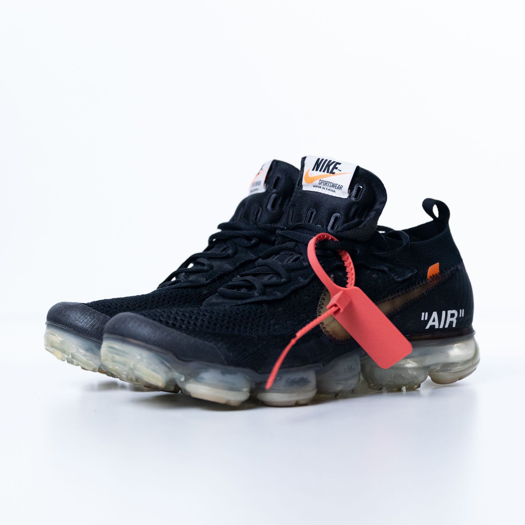Nike Air VaporMax Off White Black - view 2
