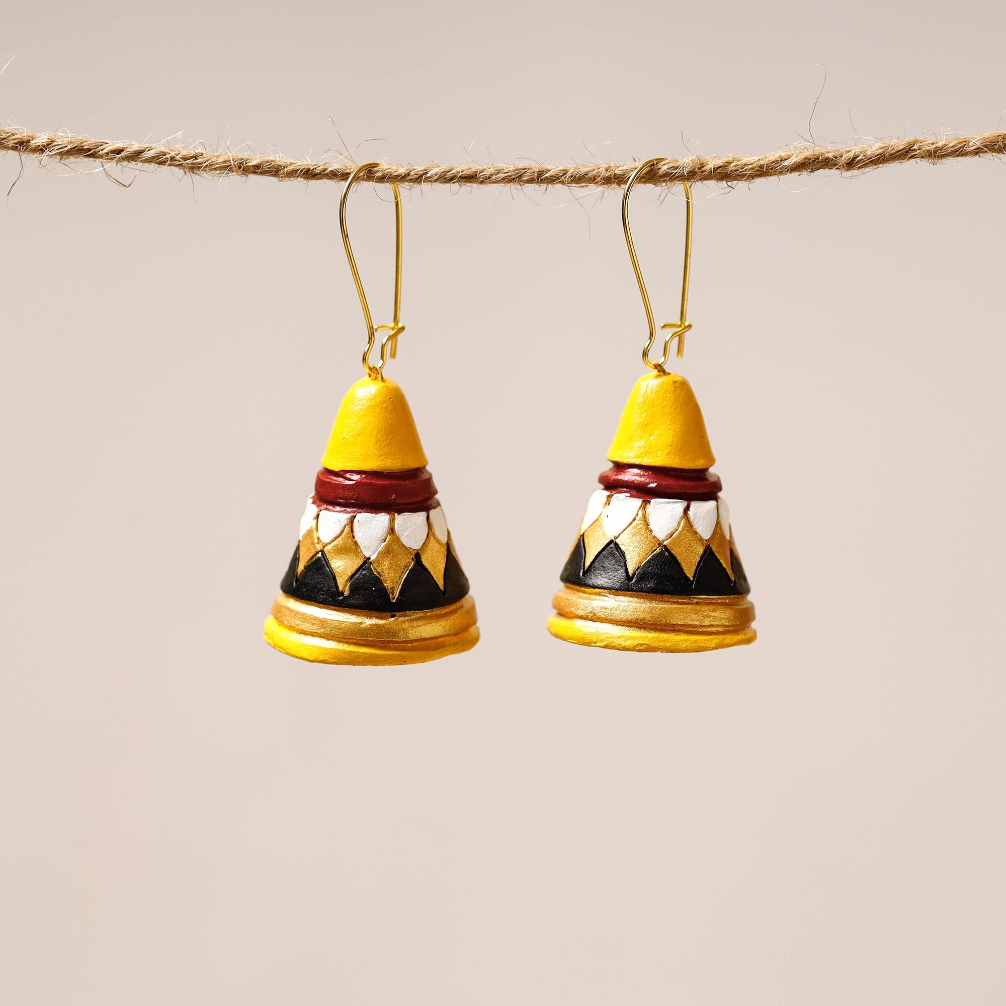 KHUSHBASH - HAPPY LOOM OF EAST Bishnupur Handpainted Dangler Terracotta Earrings 31
