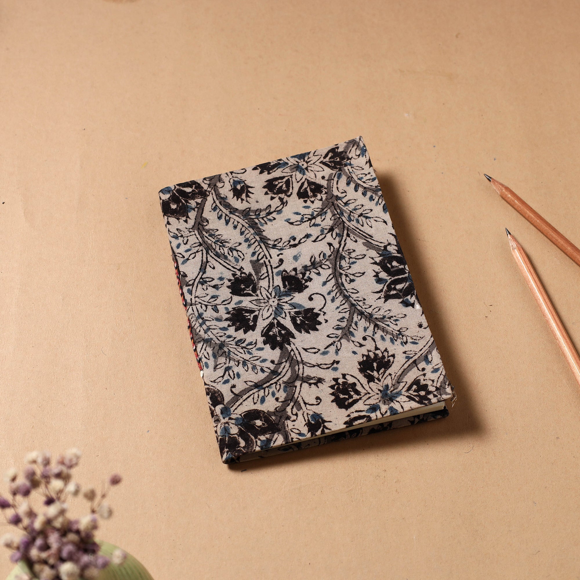 BINDAAS UNLIMITED Beige - Kalamkari Fabric Cover Handmade Paper Notebook (7 x 5 in)