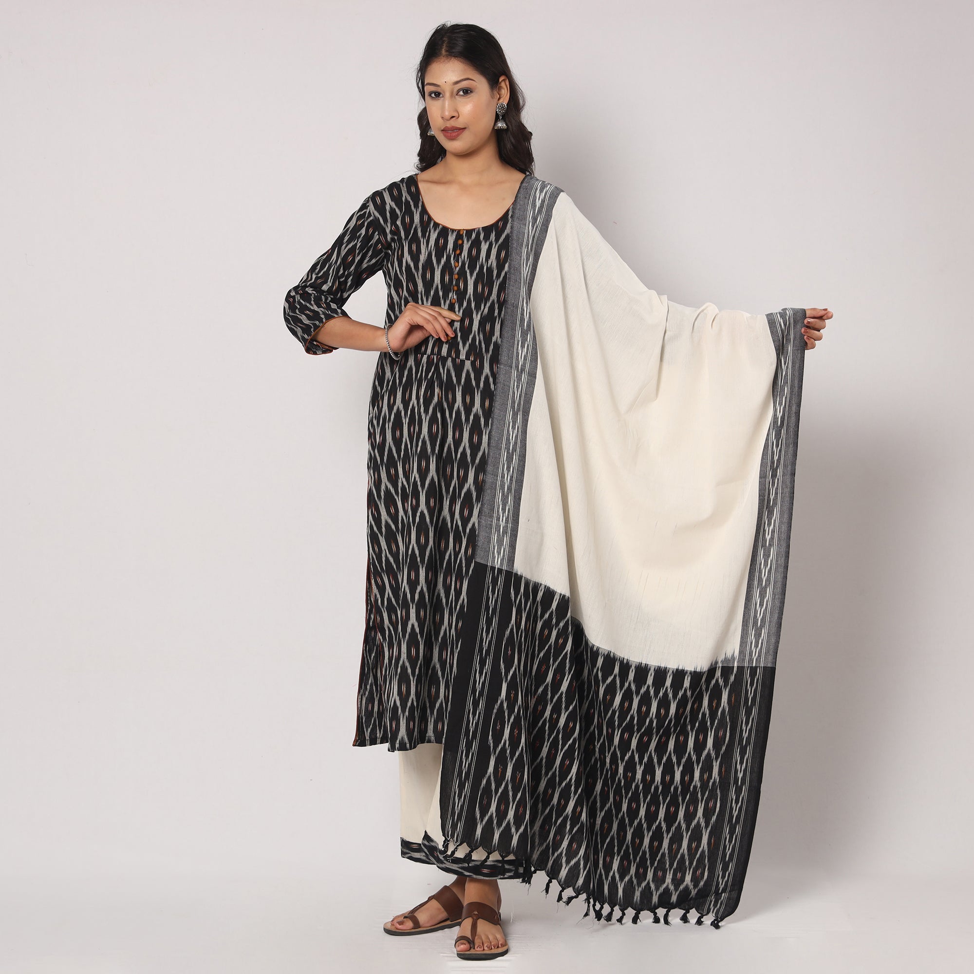Palazzo dupatta set – ITOKRI CASUALS Black - Pochampally Ikat Weave Cotton Kurta with Palazzo & Dupatta Set