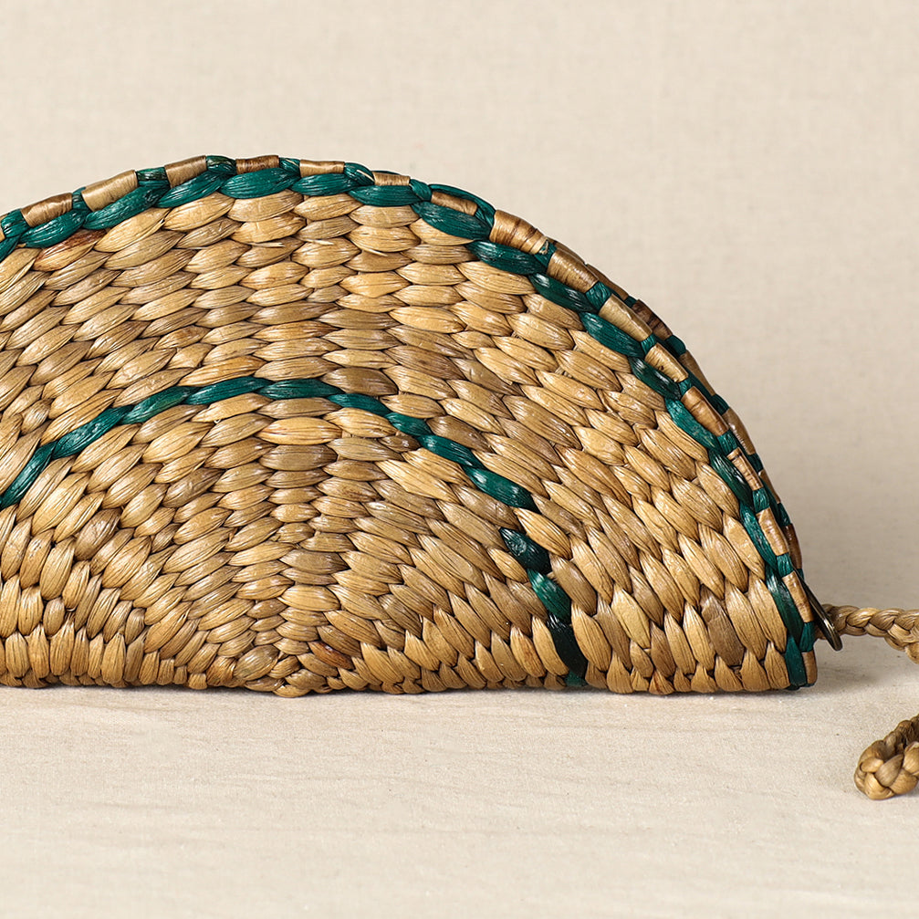 ITOKRI CRAFTS INITIATIVE Beige - Handmade Organic Water Hyacinth Hand Purse from Assam - view 2