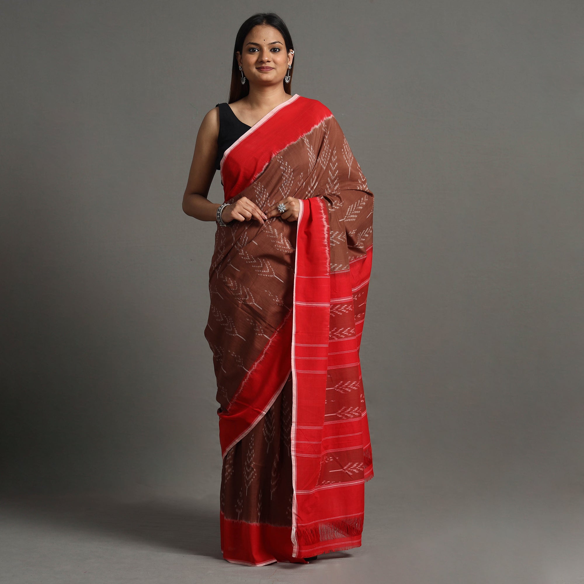 IKAT WEAVES BY EDEM CHANDANA Brown - Pochampally Ikat Weave Handloom Cotton Saree