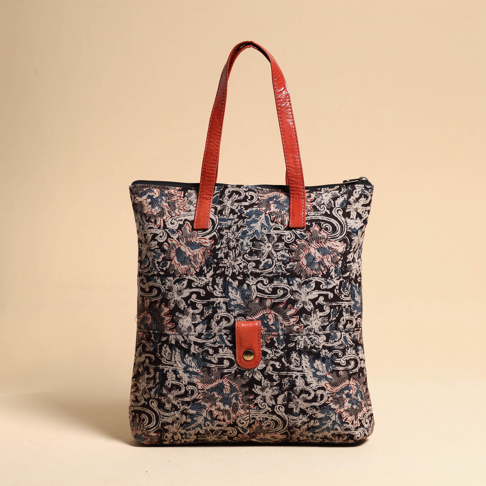 ASALKAAR Black - Handcrafted Kalamkari Block Printed Hand Bag with Leather Handle