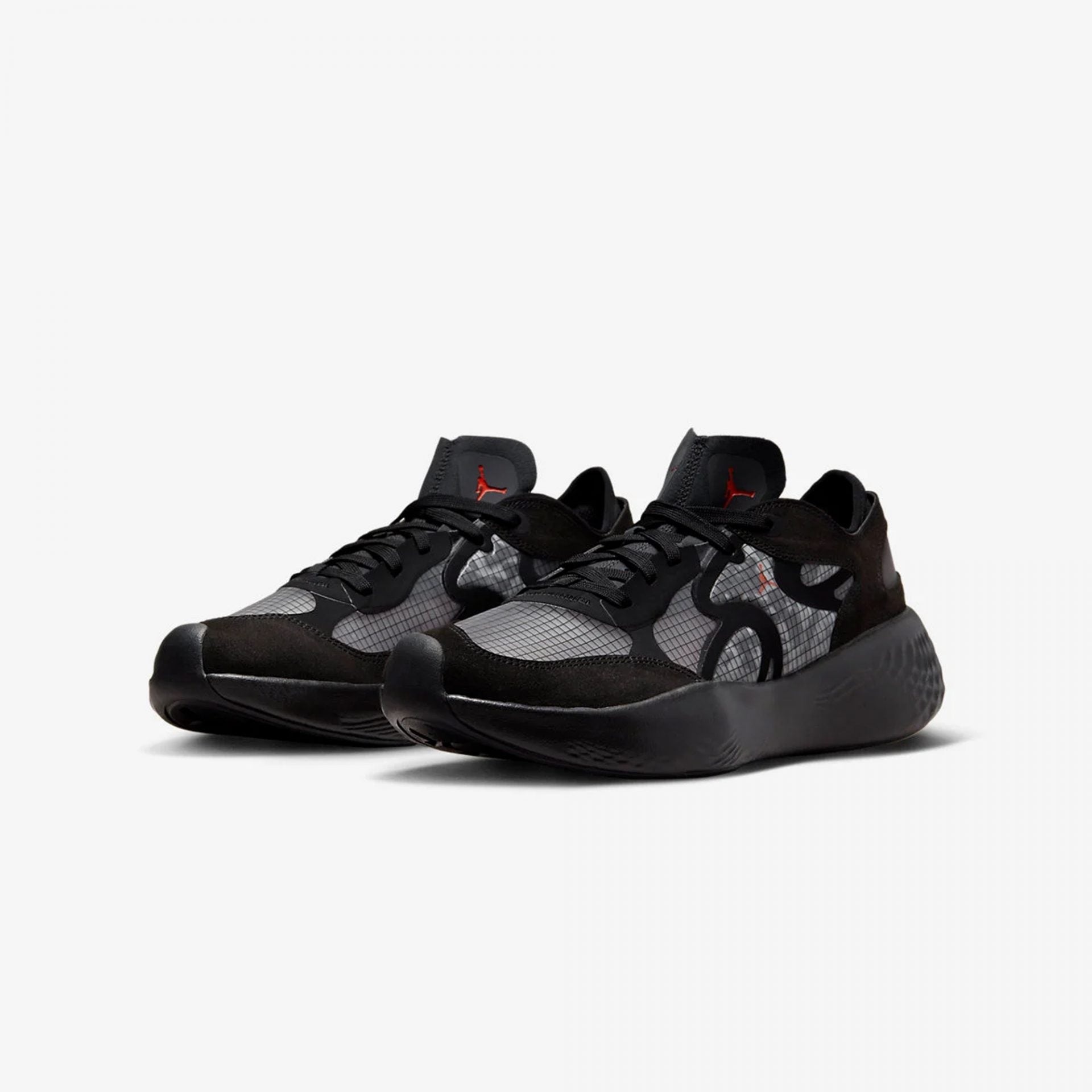 Jordan | DELTA 3 LOW { BLACK/GREY