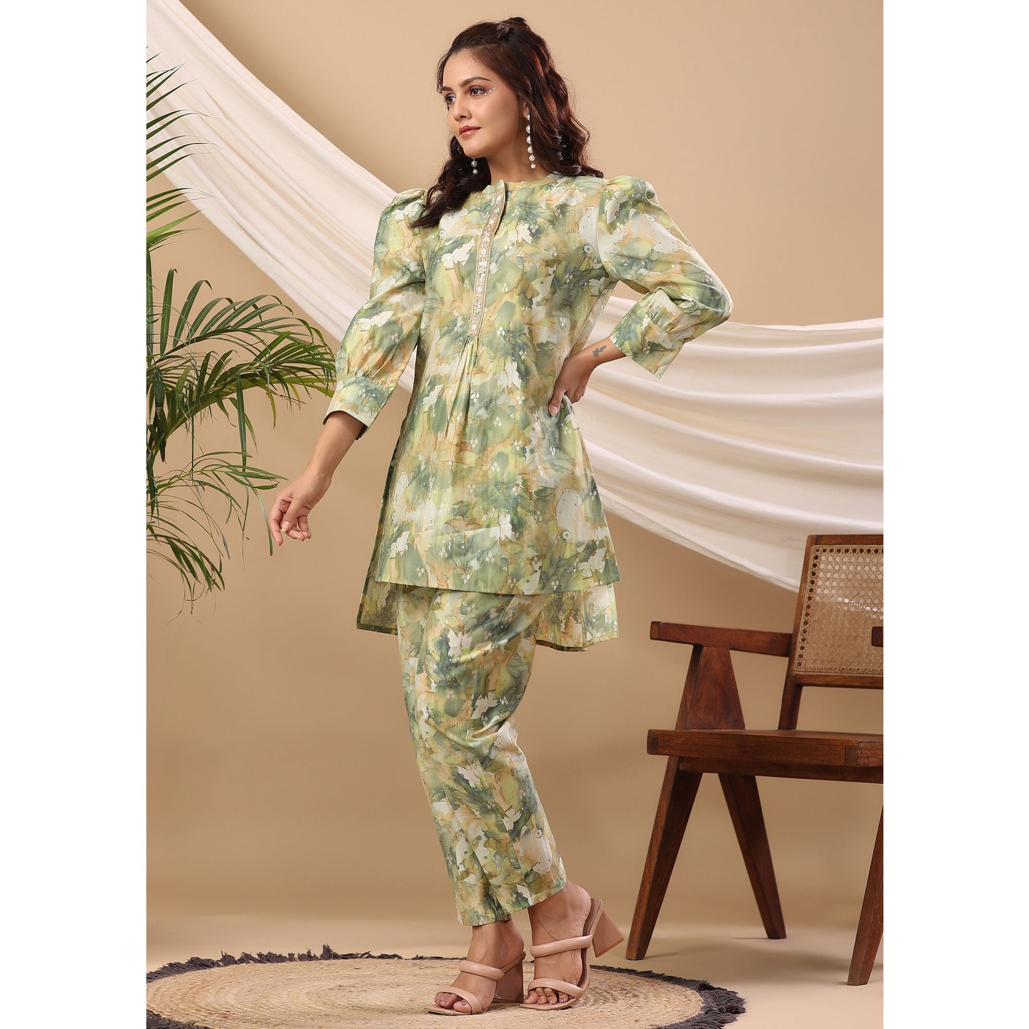BlackTree green-floral-printed-cotton-silk-co-ord-set - view 4