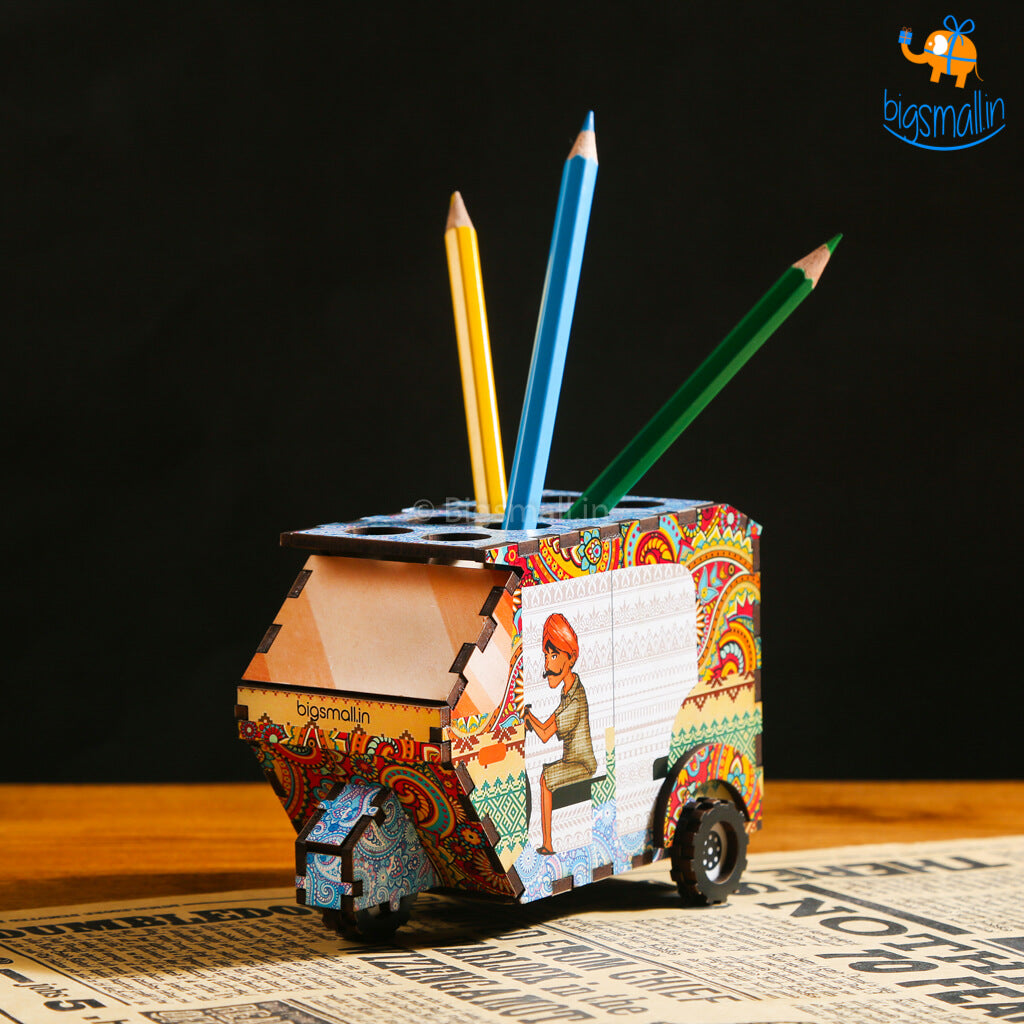 Ascetic Pop Art Rickshaw Pen Stand