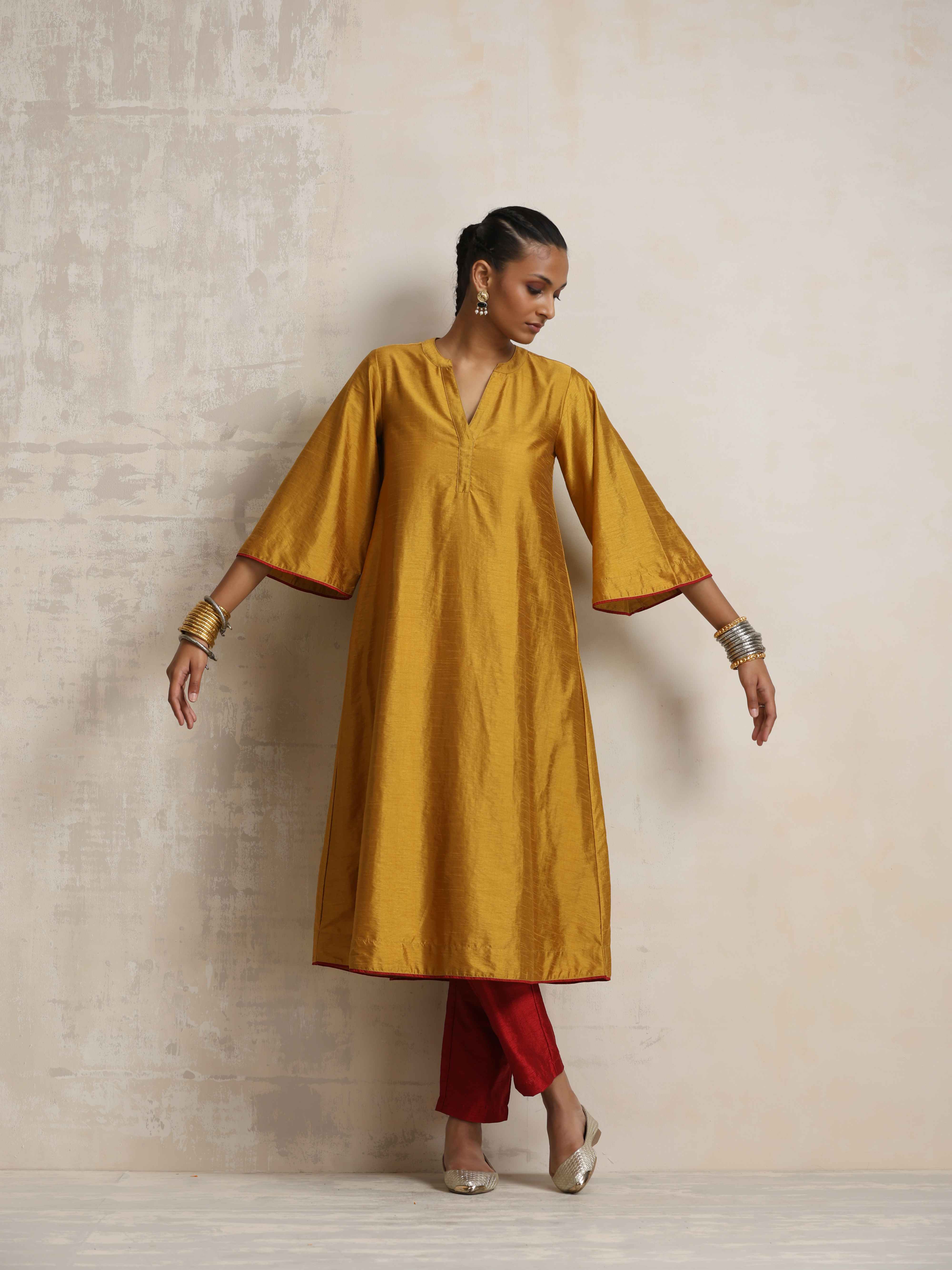 trueBrowns Gold Silk Kurta Set - view 2