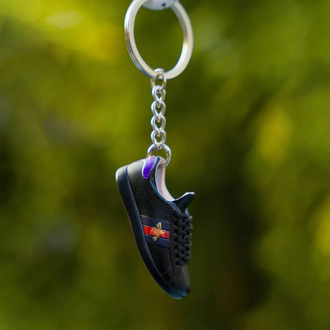 Kicks Machine 3D sneaker keychain Gucci Black