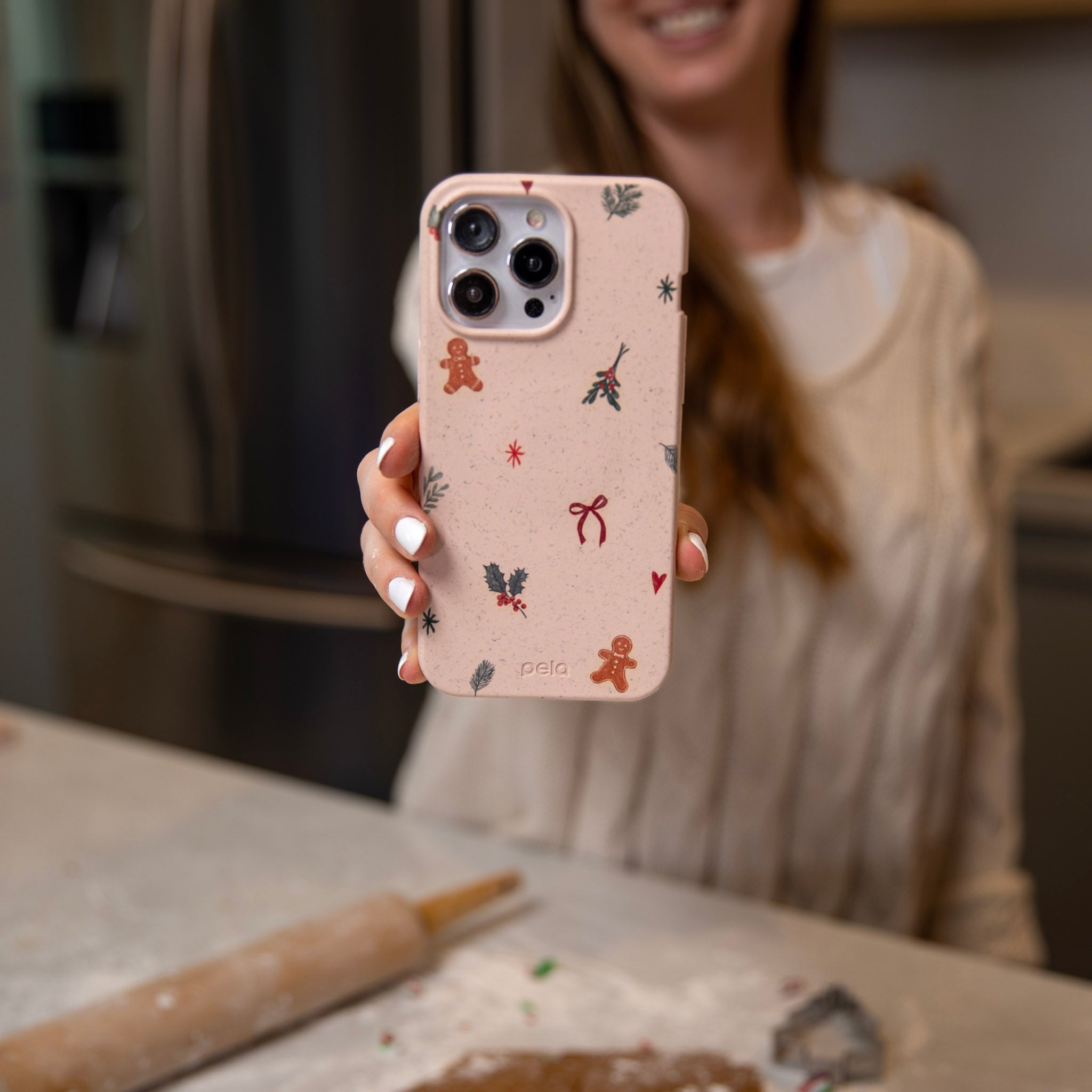 Pela Case Seashell Be Merry iPhone 11 Case - view 4