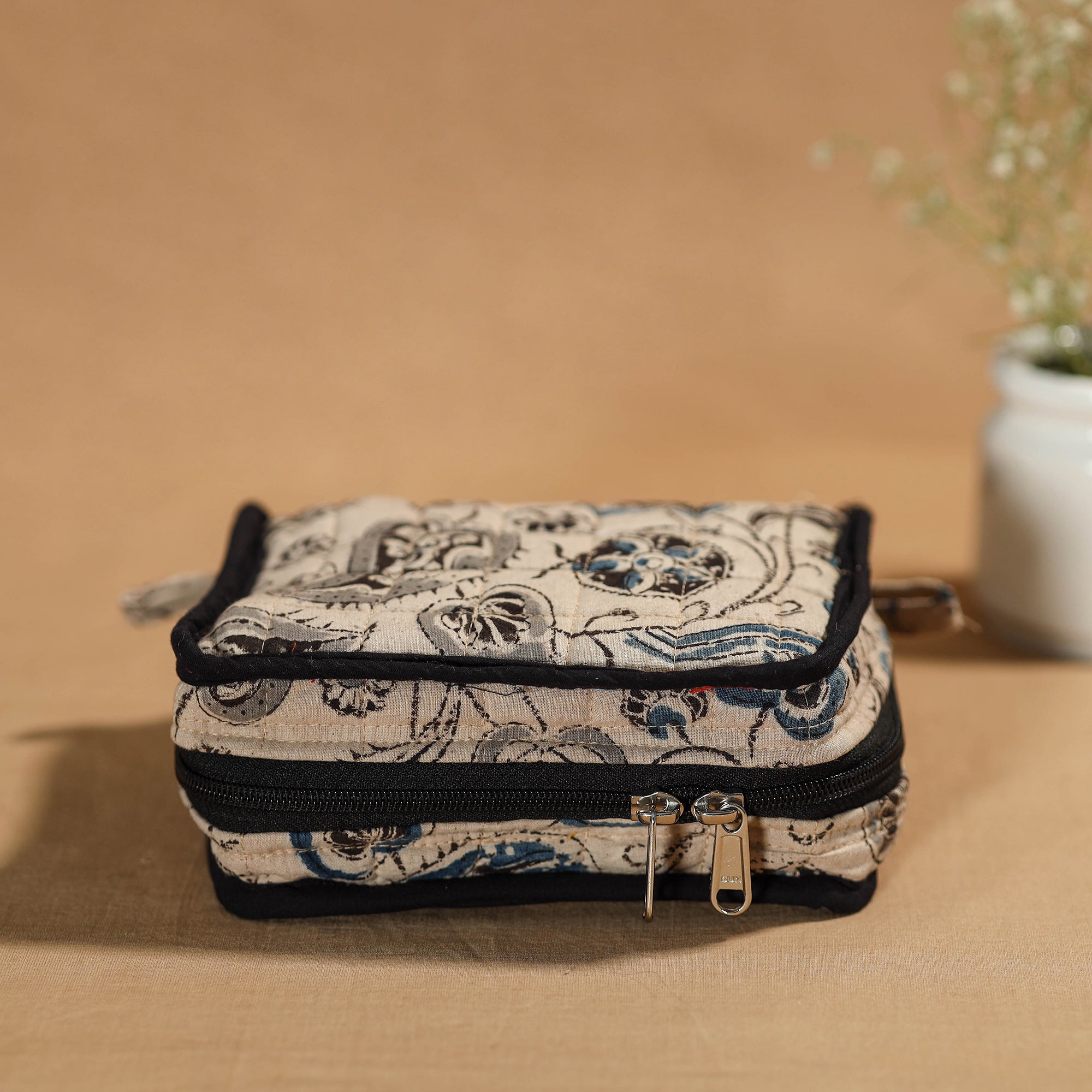 NOORI BAZAR Beige - Handmade 4 Pockets Cotton Jewelry Bag 28