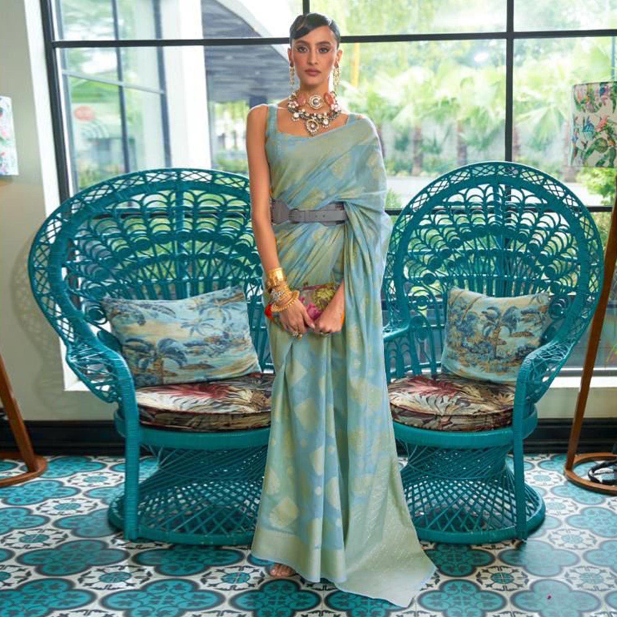 Peachmode Blue Woven-Sequins Handloom Silk Saree - view 2