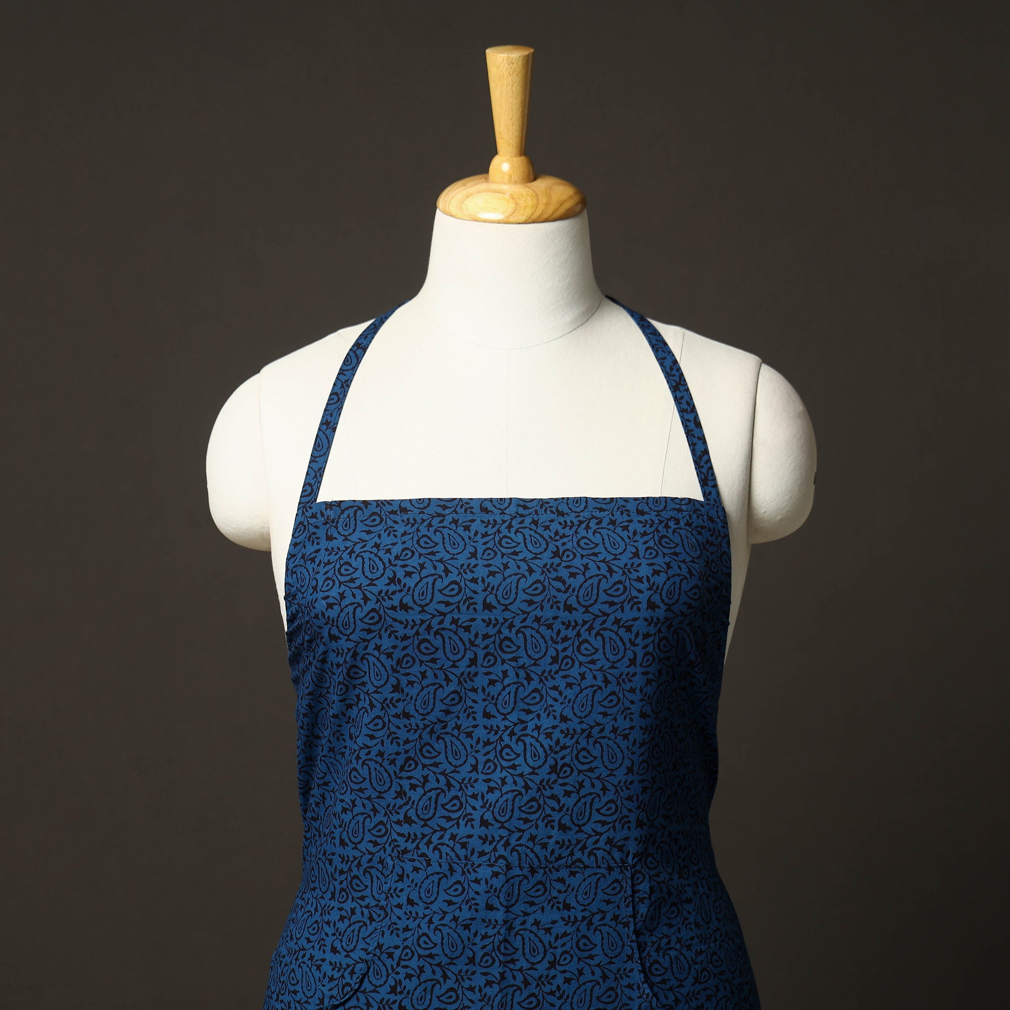 ITOKRI CRAFTS INITIATIVE Bagh Block Printed Cotton Apron with Pocket 38 - view 2