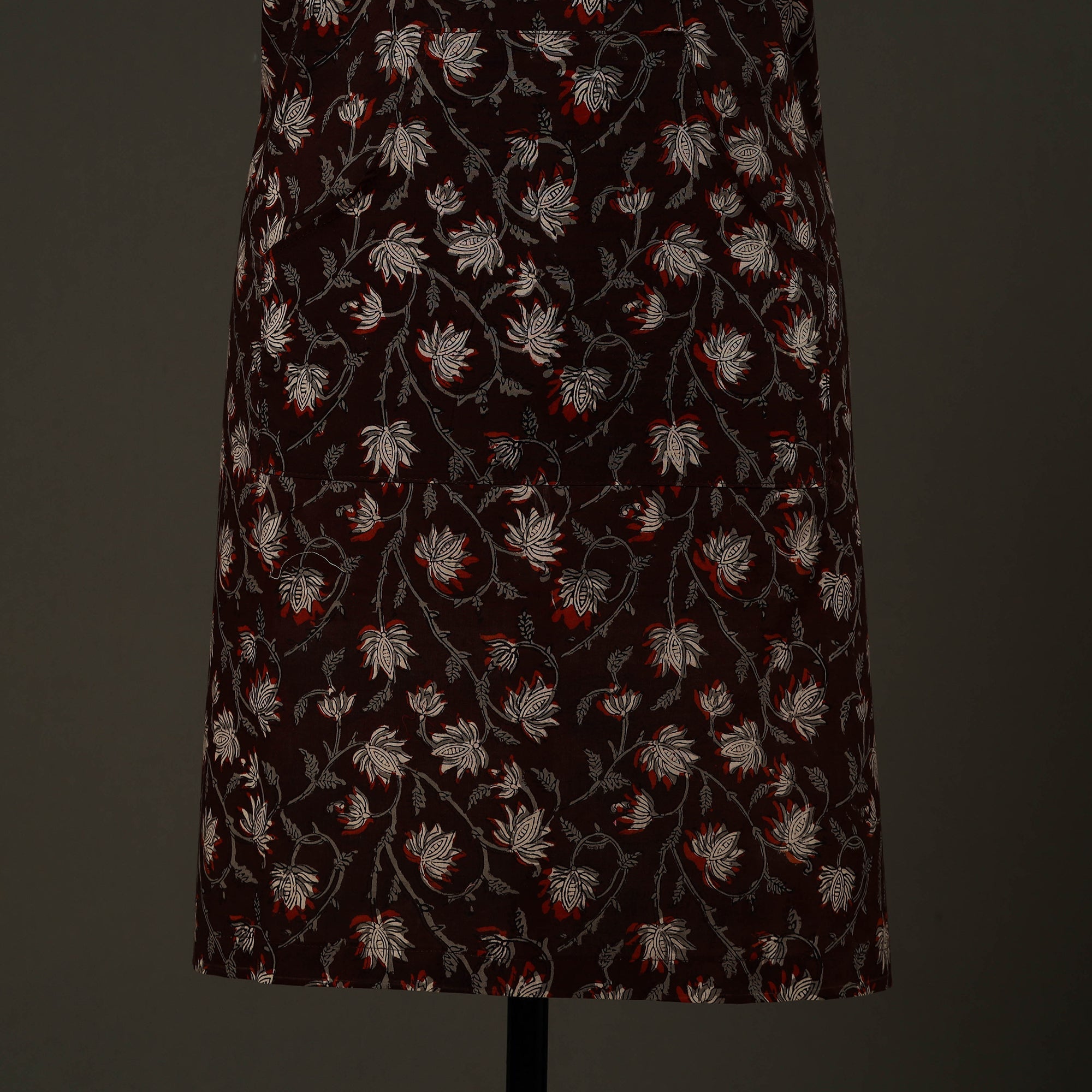 JALPARI Brown - Bagru Block Print Cotton Apron with Pocket 21 - view 2