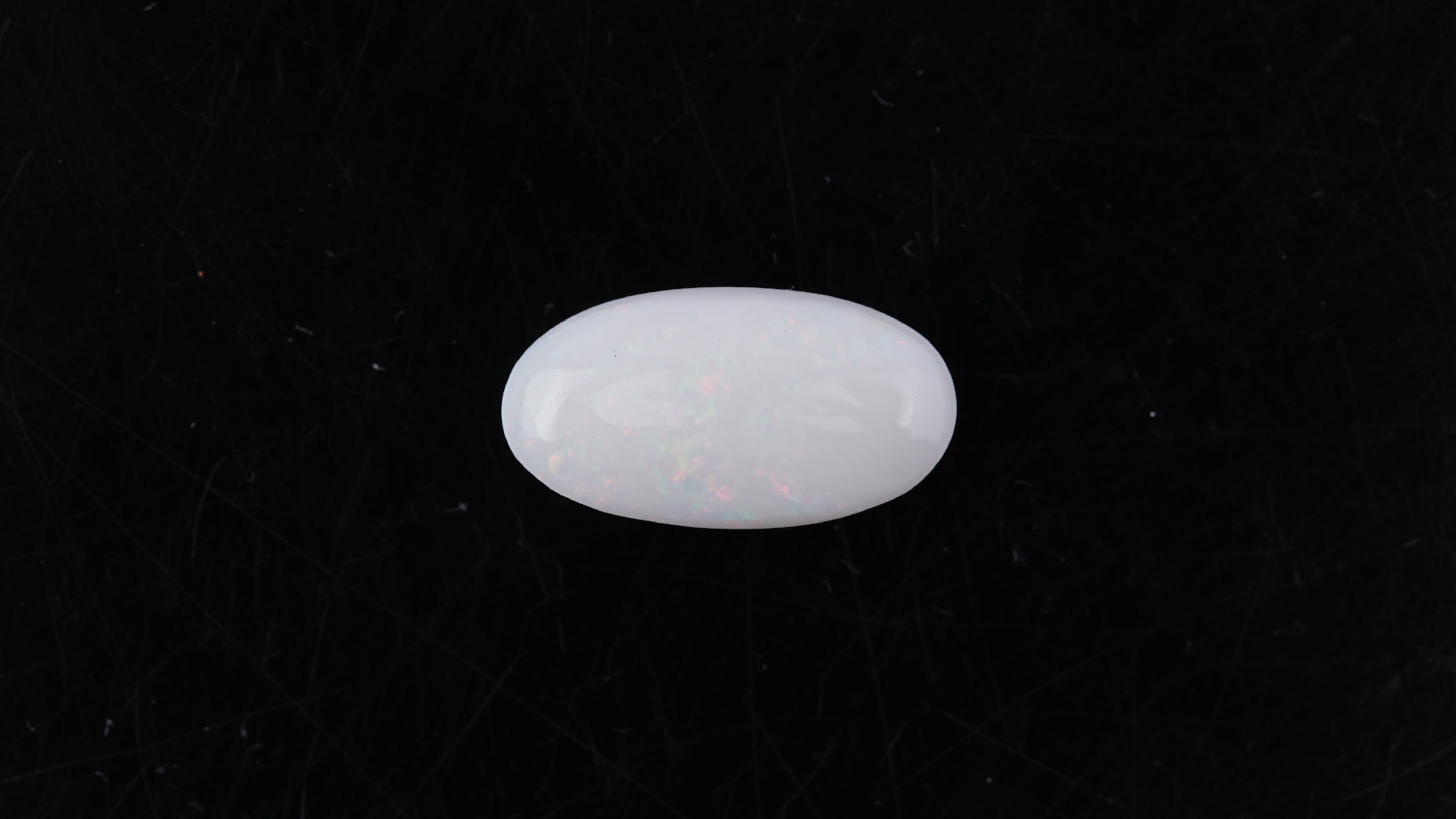 Gemsmantra Opal with Fire - 3.92 carats(4.31 ratti)
