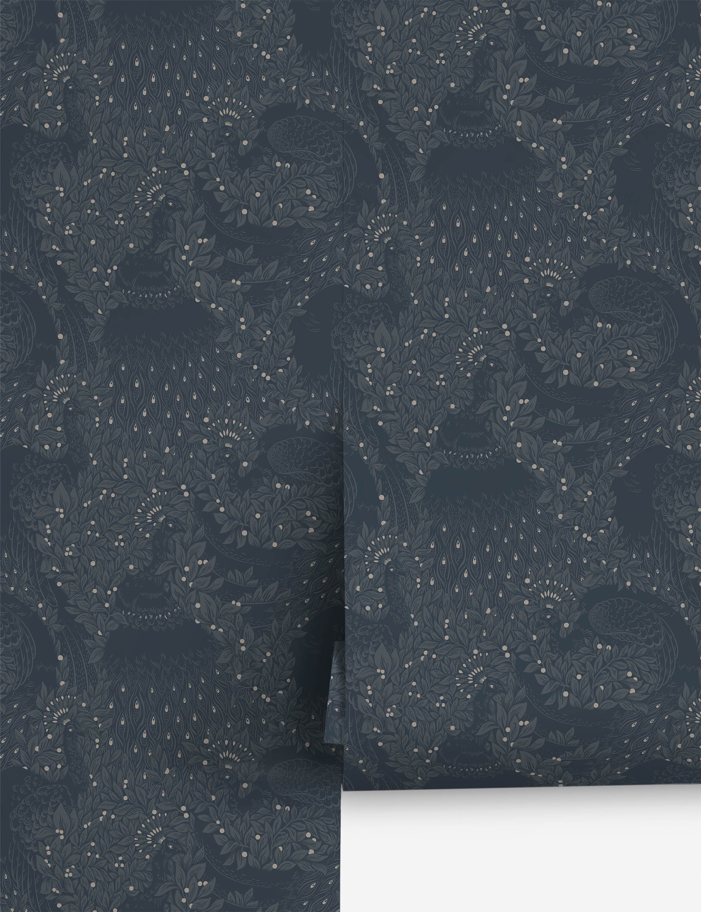 Lulu and Georgia Scalamandre Evelina Wallpaper by Sandberg