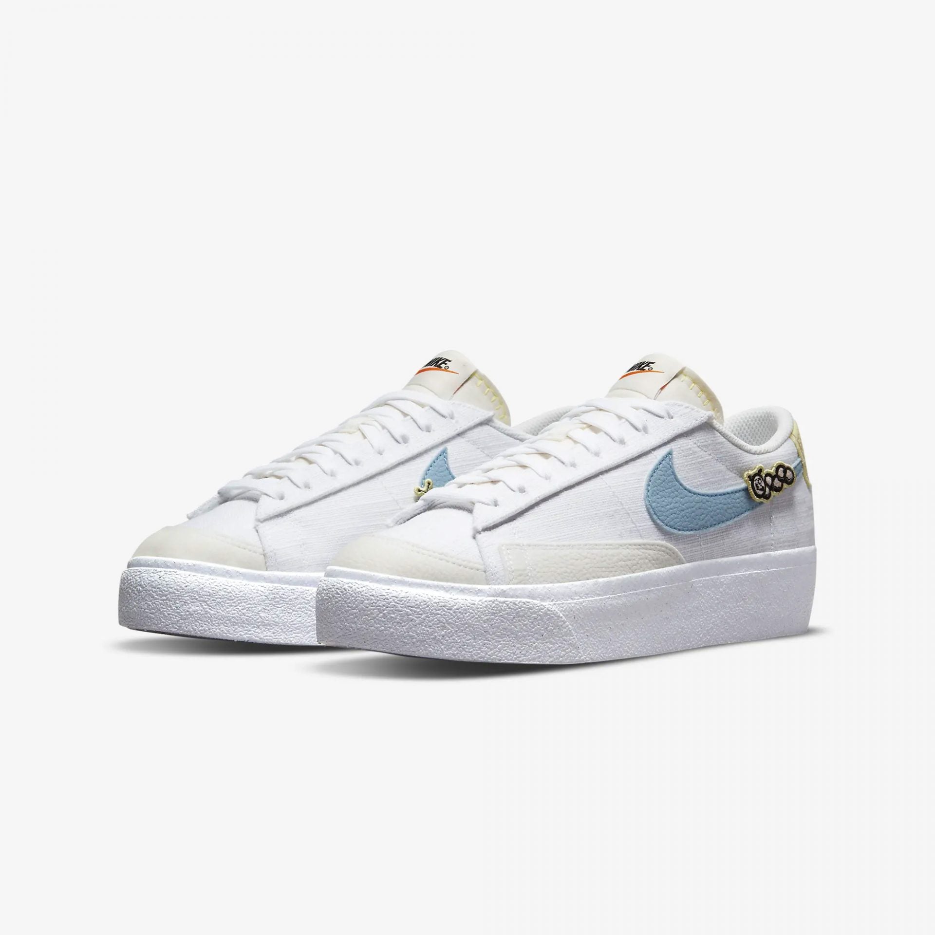 Nike | BLAZER LOW PLATFORM NEXT NATURE { PALE IVORY / BOURDER BLUE
