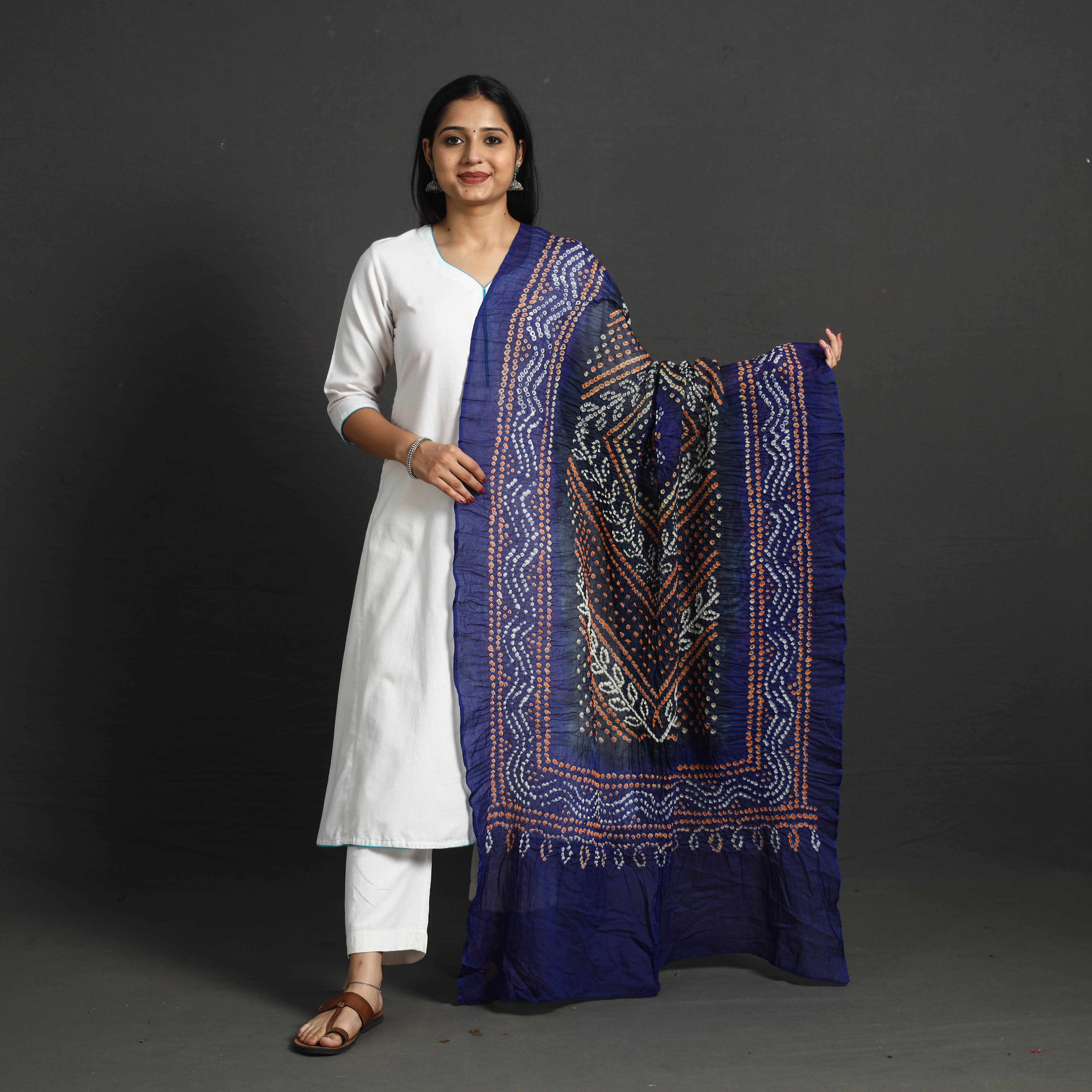 KACHCHH JI CHHAAP Kutch Tie-Dye Cotton Bandhani Dupatta 50